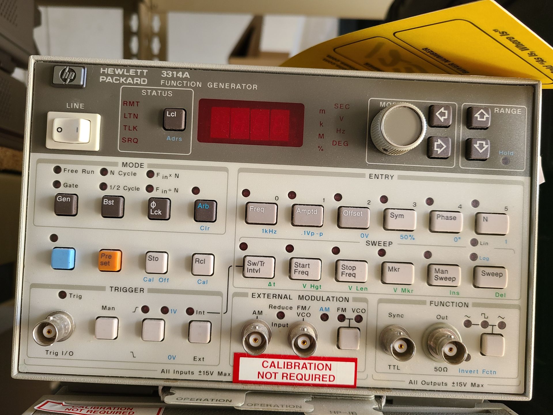 HP 3314A FUNCTION GENERATOR - Image 2 of 3