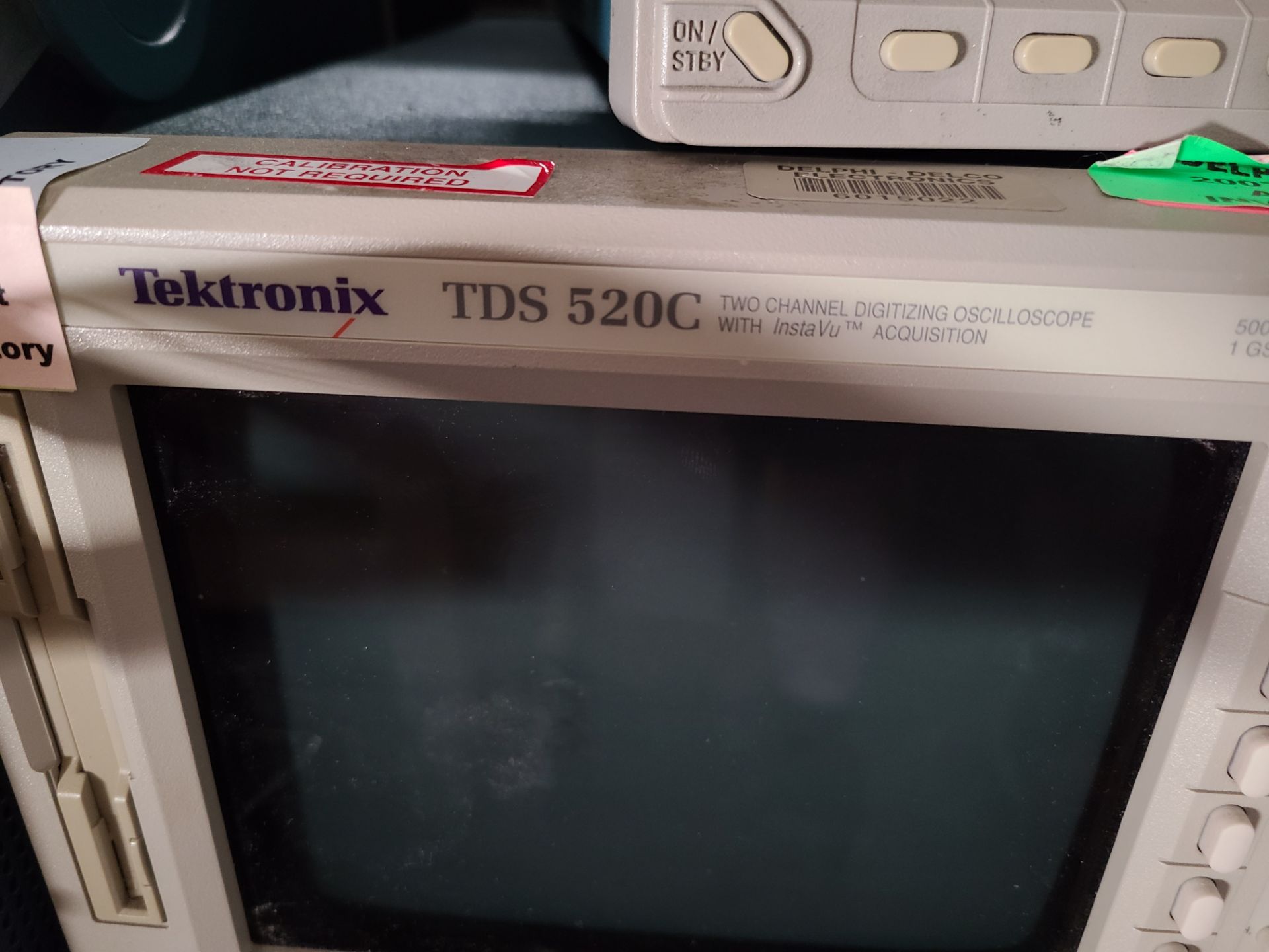 TEKTRONIX TDS 520C TWO CHANNEL DIGITIZING OSCILLOSCOPE WITH INSTAVU ACQUISITION - Image 2 of 2
