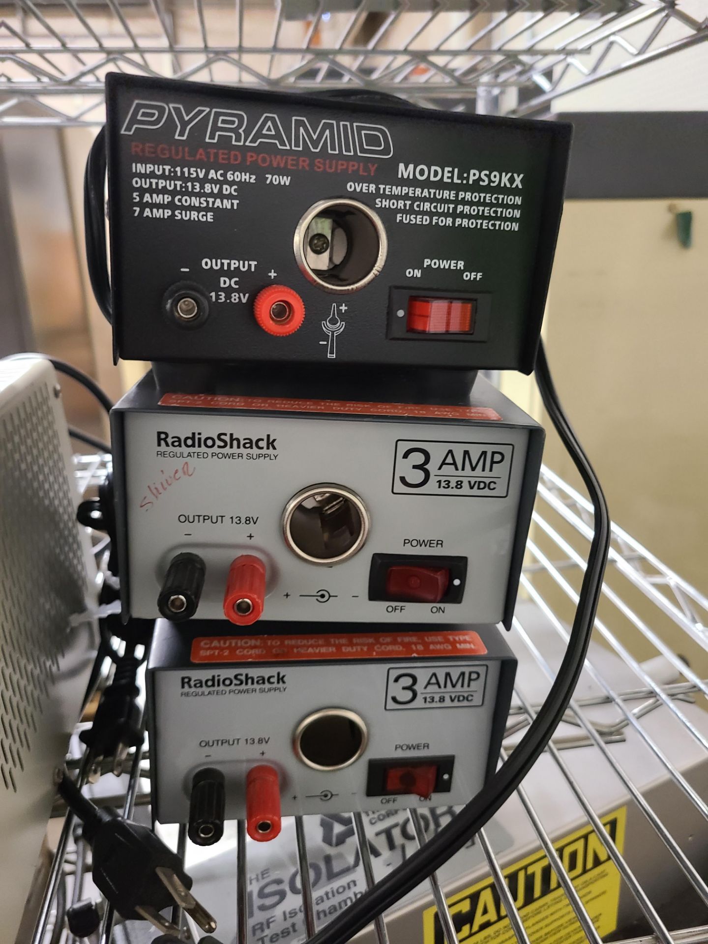 (2) RADIO SHACK REGULATED POWER SUPPLY 3 AMP 13 8 VDS; (1) PYRAMID REGULATED POWER SUPPLY MODEL