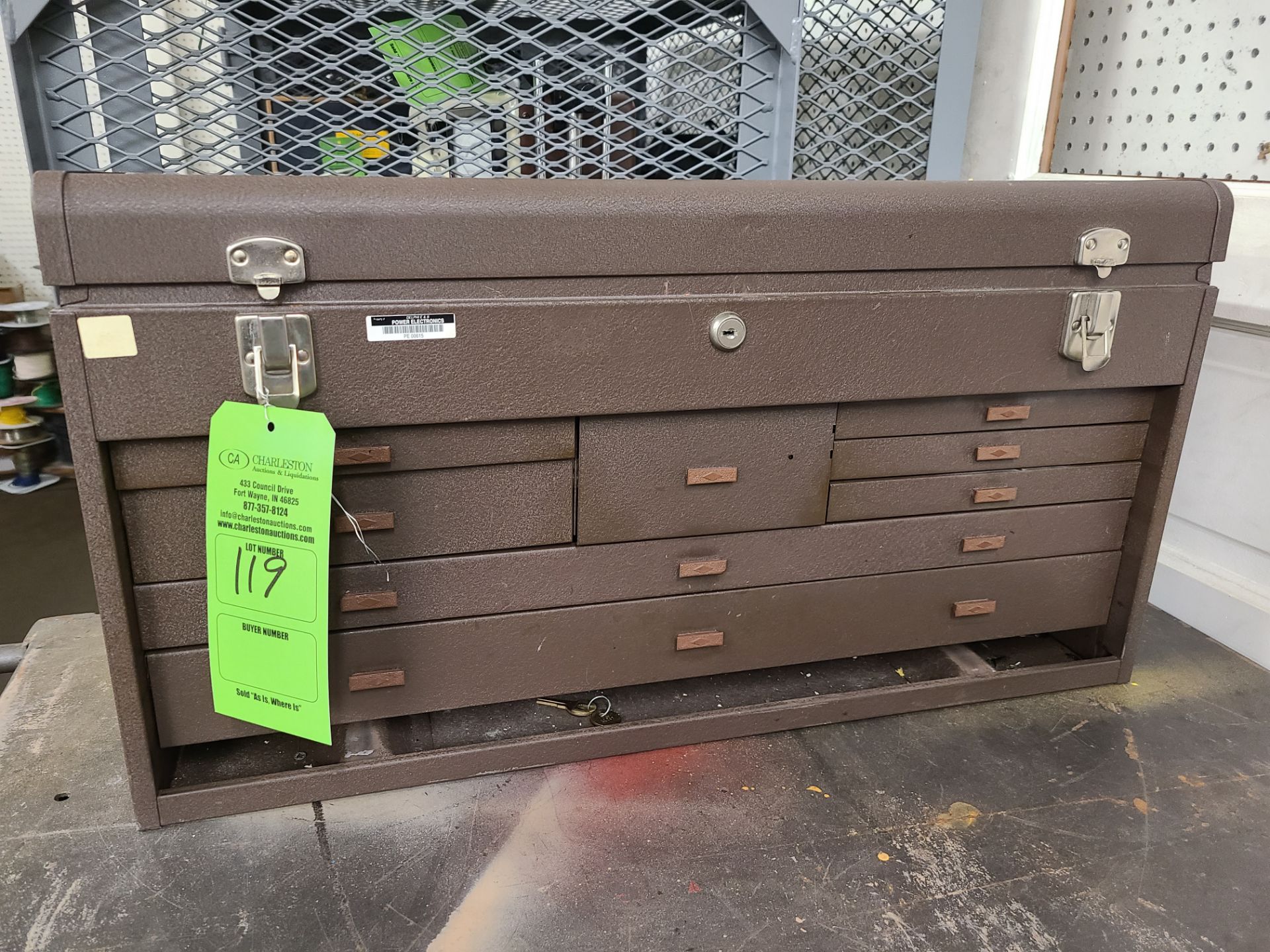 KENNEDY TOOL BOX