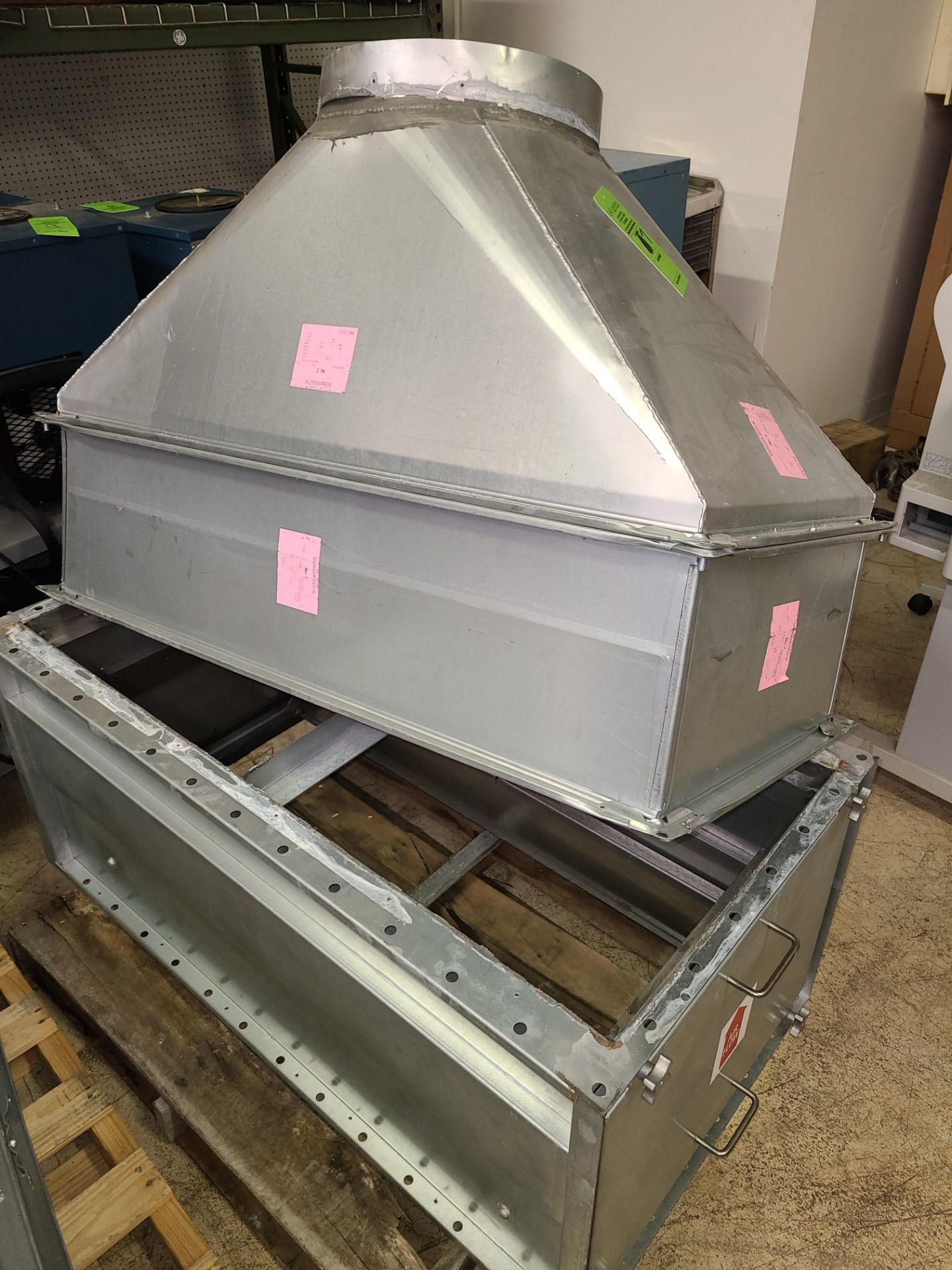 (2) FUME HOODS - Image 2 of 5