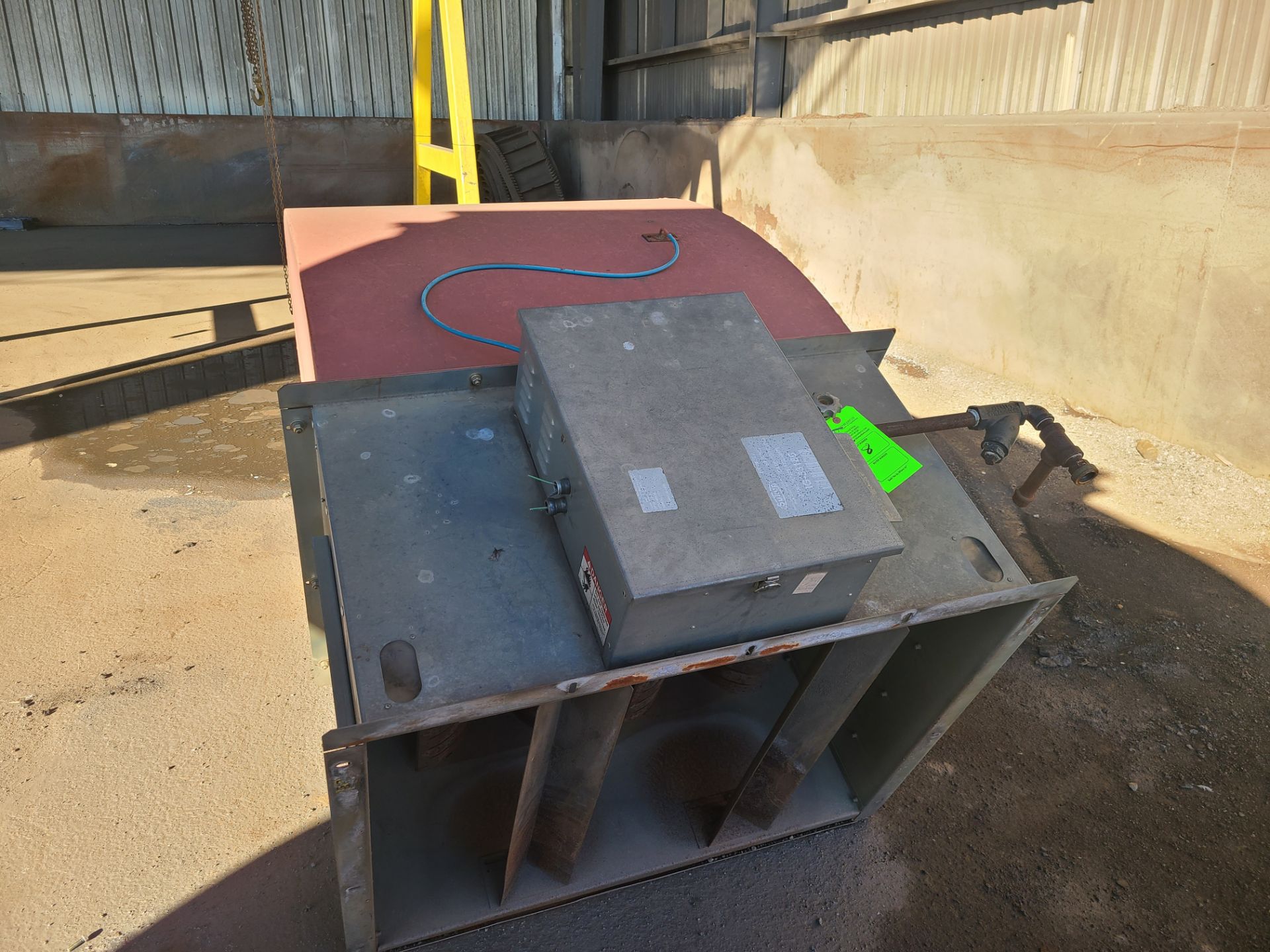 HONEYVILLE MATERIAL HANDLING FAN MODEL HF41 SERIAL NUMBER 156807 WITH CROWN TRITON 60 HP MOTOR; - Image 5 of 7