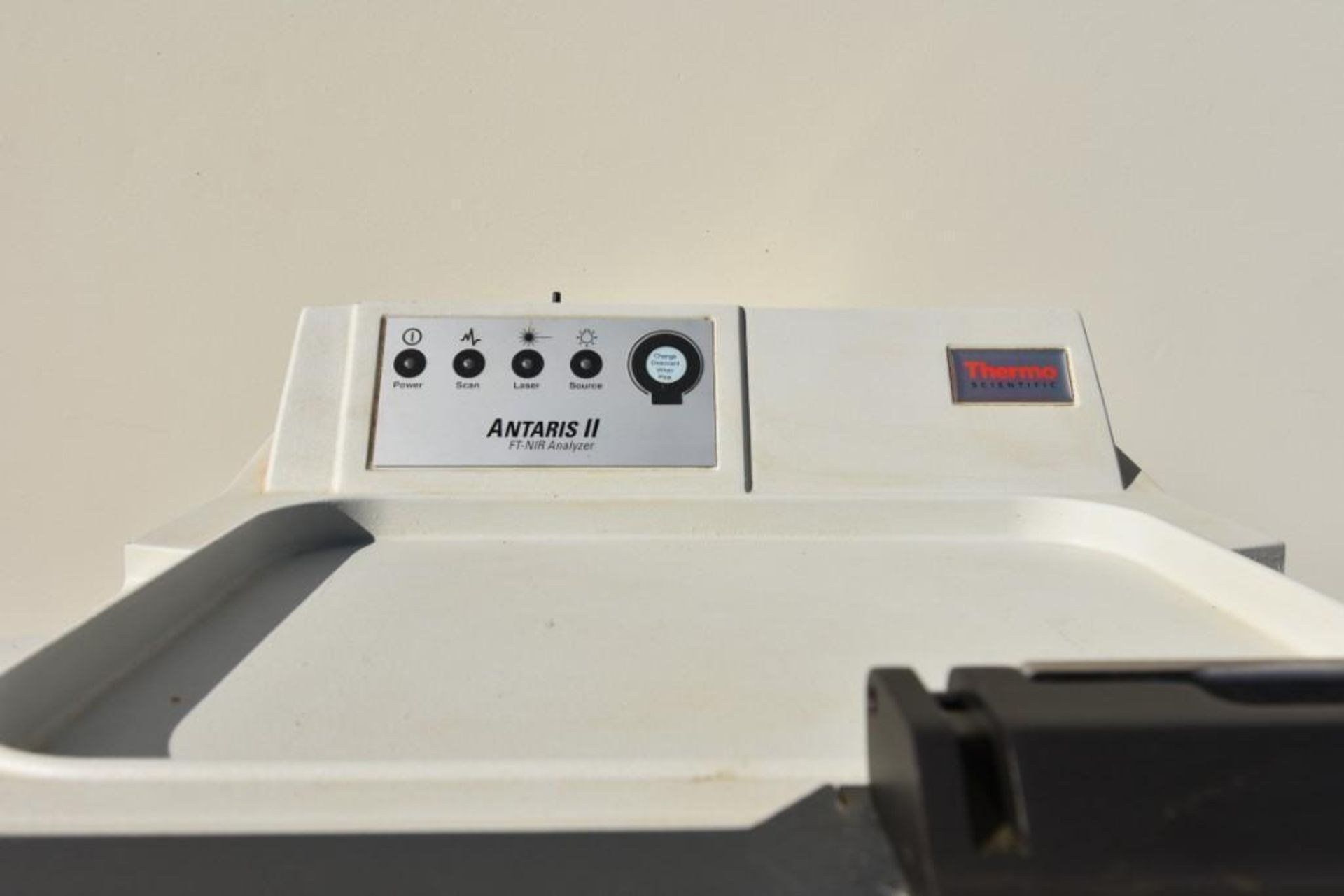 Thermo Scientific Antaris II FT-NIIR Analyzer - Image 10 of 10