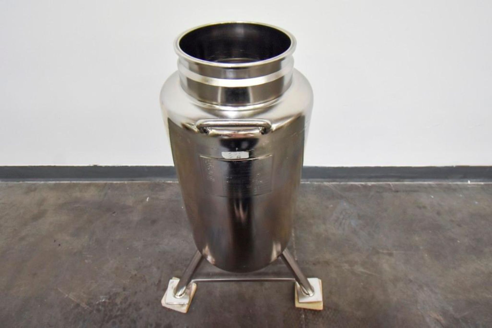Precision Stainless Liquid Holding Tank 40L - Image 2 of 11