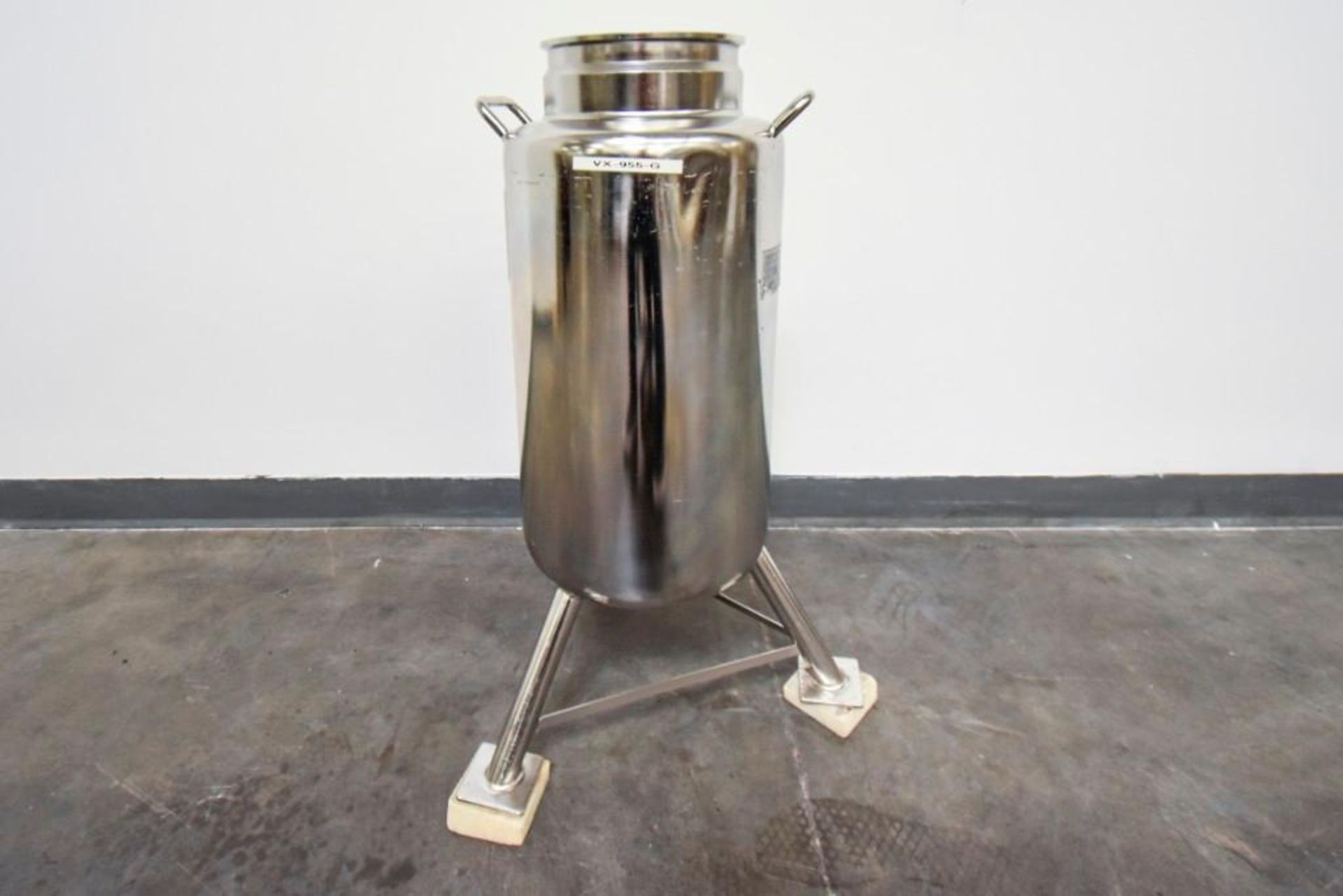 Precision Stainless Liquid Holding Tank 40L - Image 7 of 11