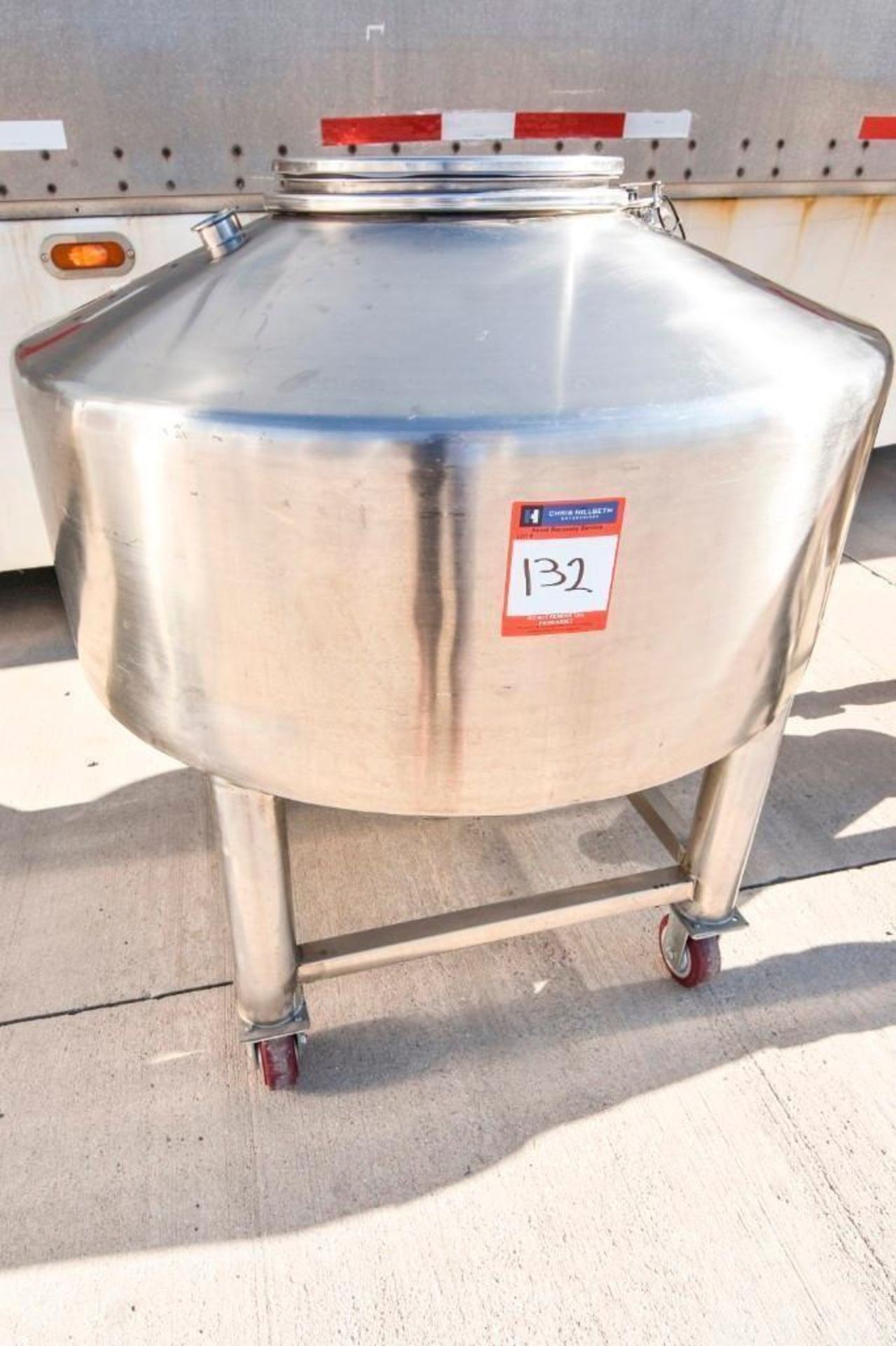 Liquid Tote on Casters - Image 3 of 5