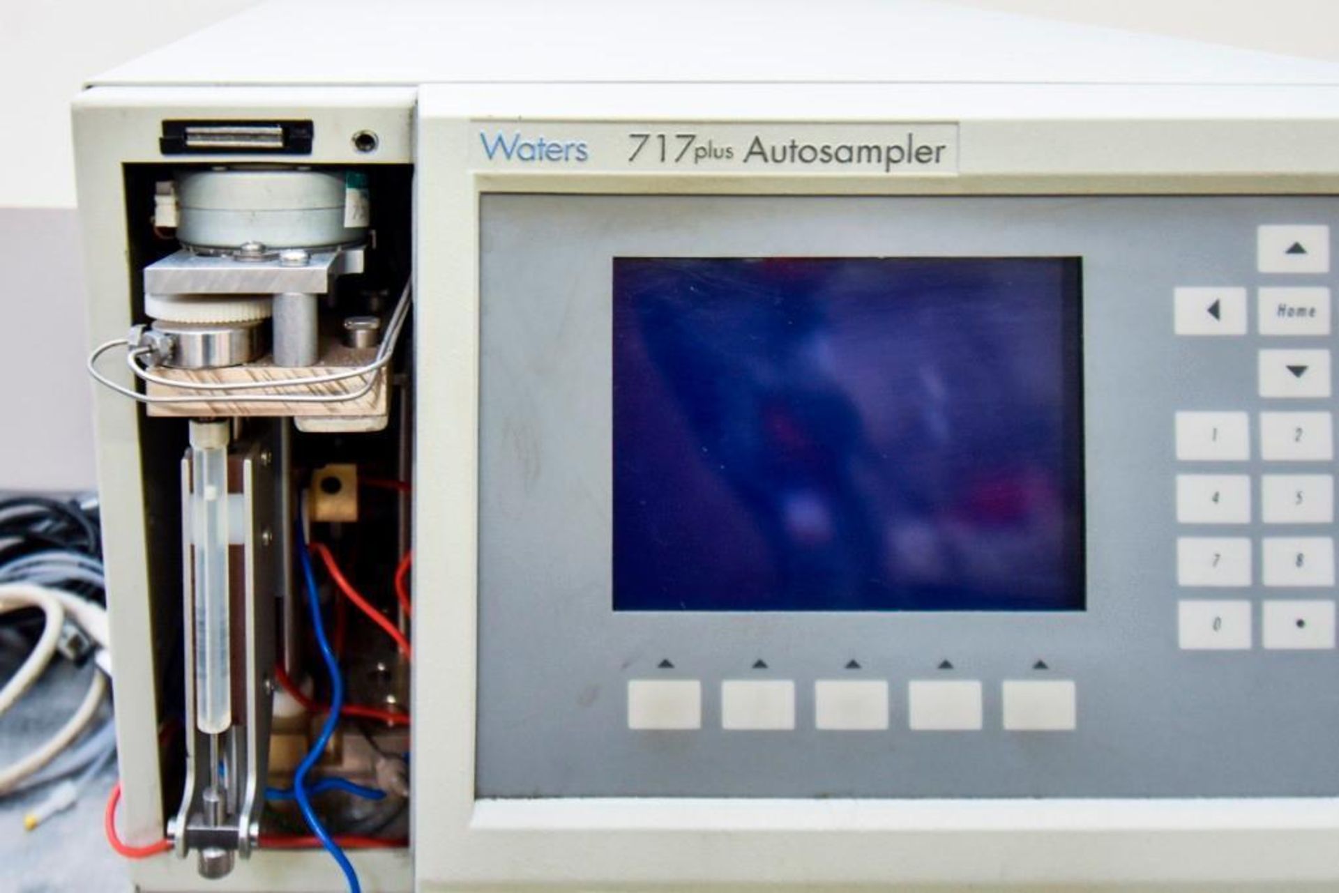 Waters 717 Plus Autosampler, 515 HPLC pump, pump control module - Image 6 of 29