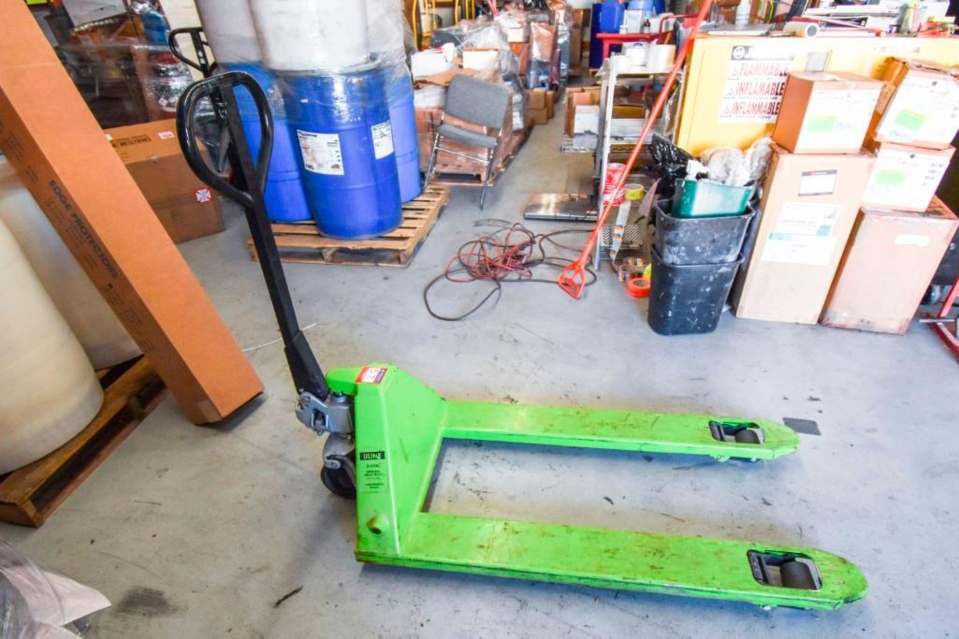 Uline Pallet Jack 5500 Lb - Image 4 of 11