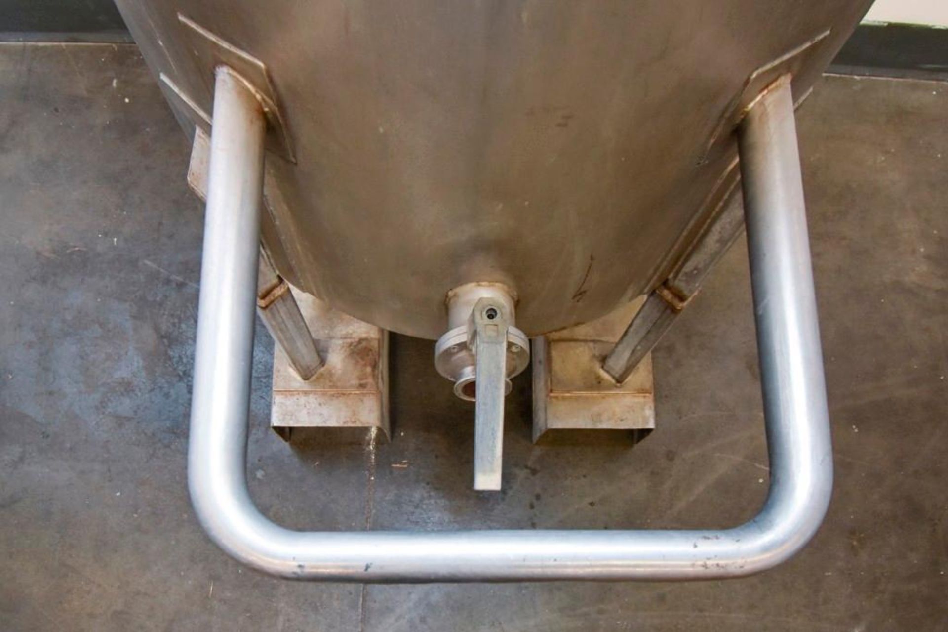 Jacketed Stainless Steel Holding Tank 340L - Image 8 of 18