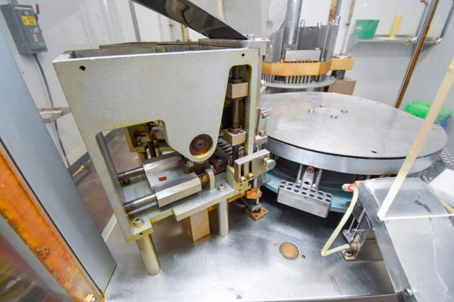 NJP 1800B Encapsulation Machine - Image 23 of 30
