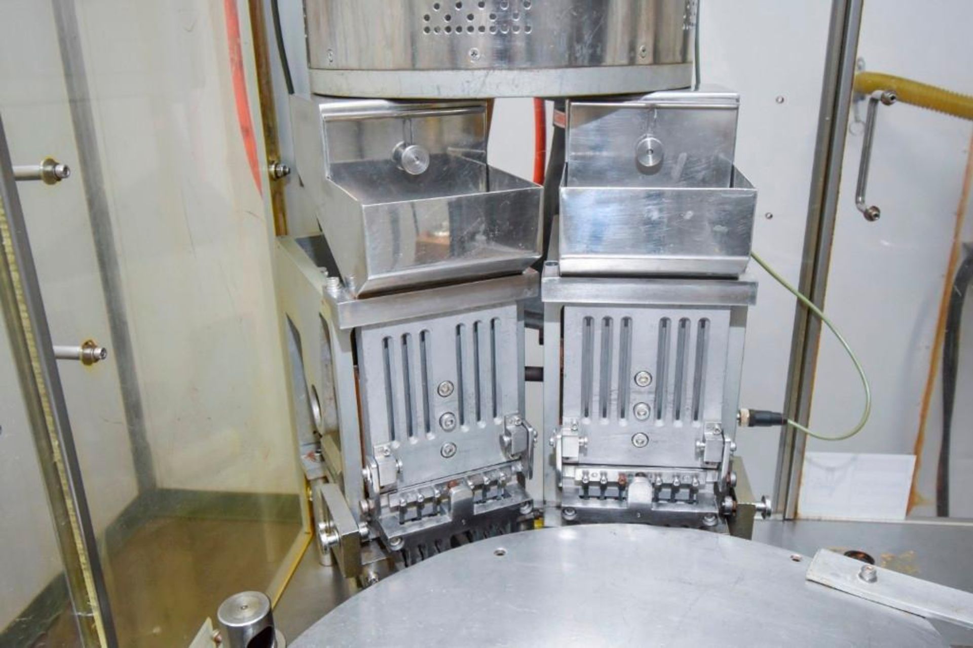 NJP 1500 Encapsulation Machine - Image 15 of 31