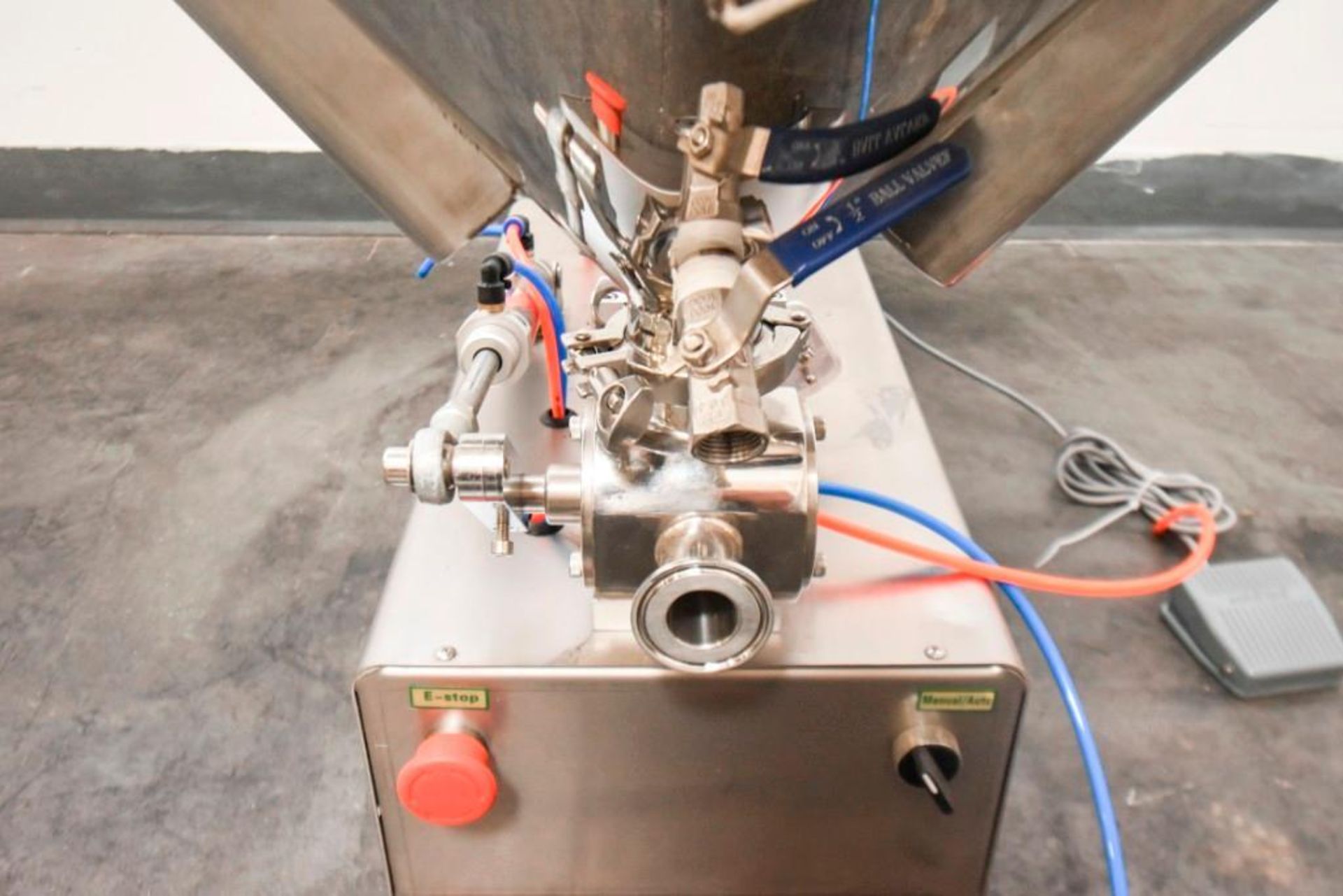 Quantitative Semi-Automatic Paste Liquid Filling Machine G1WG with Heated Hopper & Mixing Motor - Image 8 of 15
