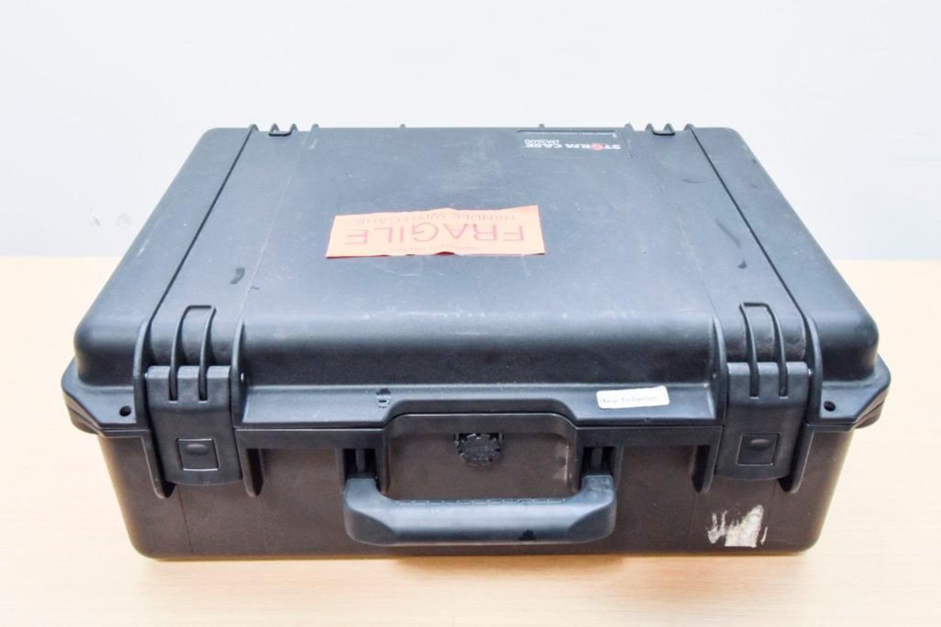 Mat one laser particle counter with case