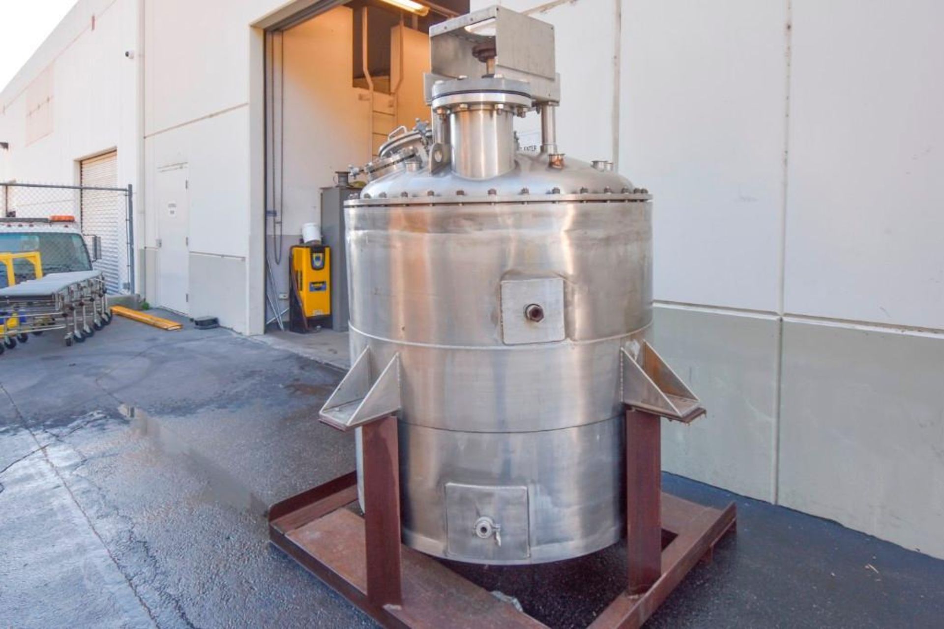 Jacketed Mixing Tank - Image 3 of 21