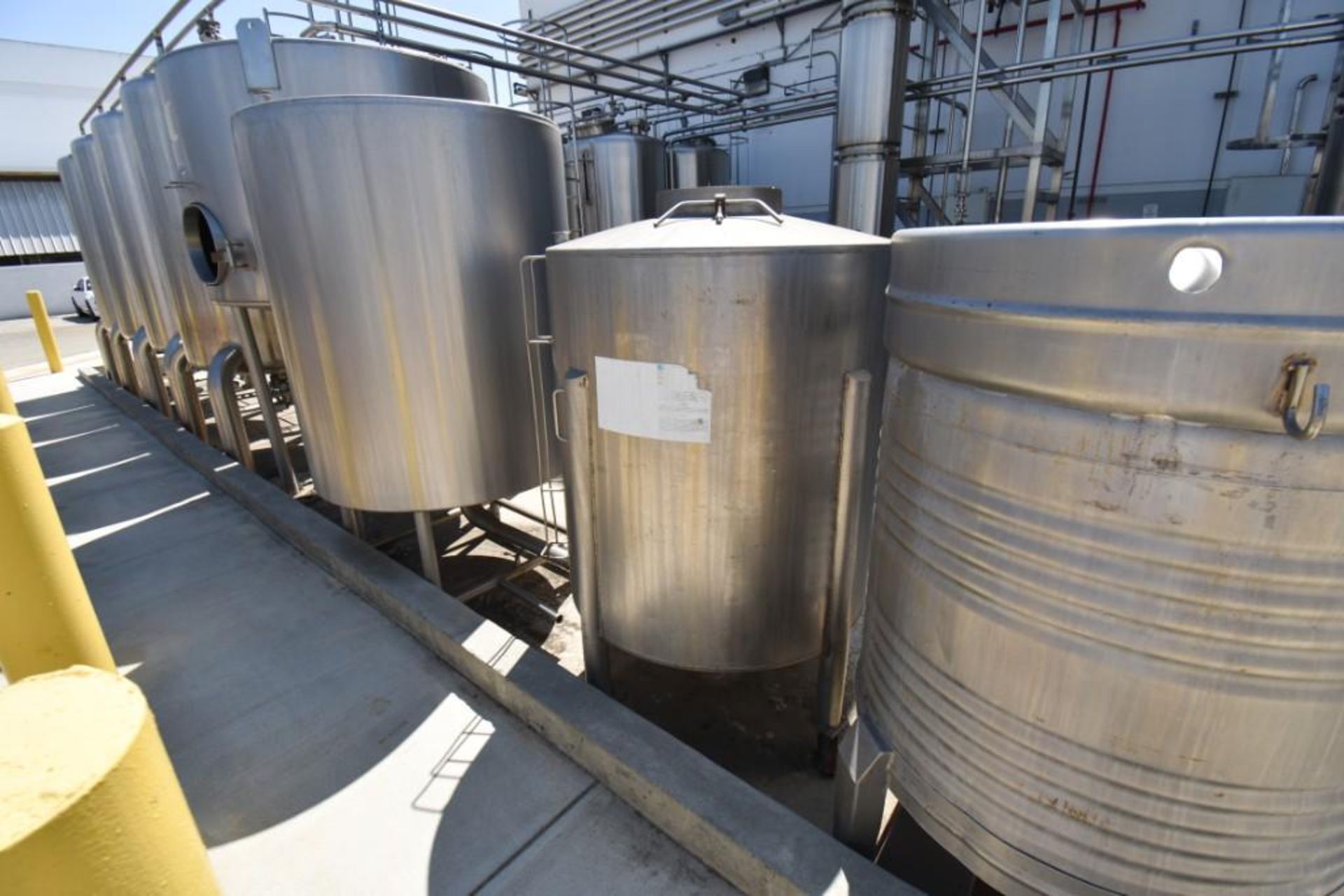 Stainless Steel Liquid Tank 440 Gallons - Image 6 of 6