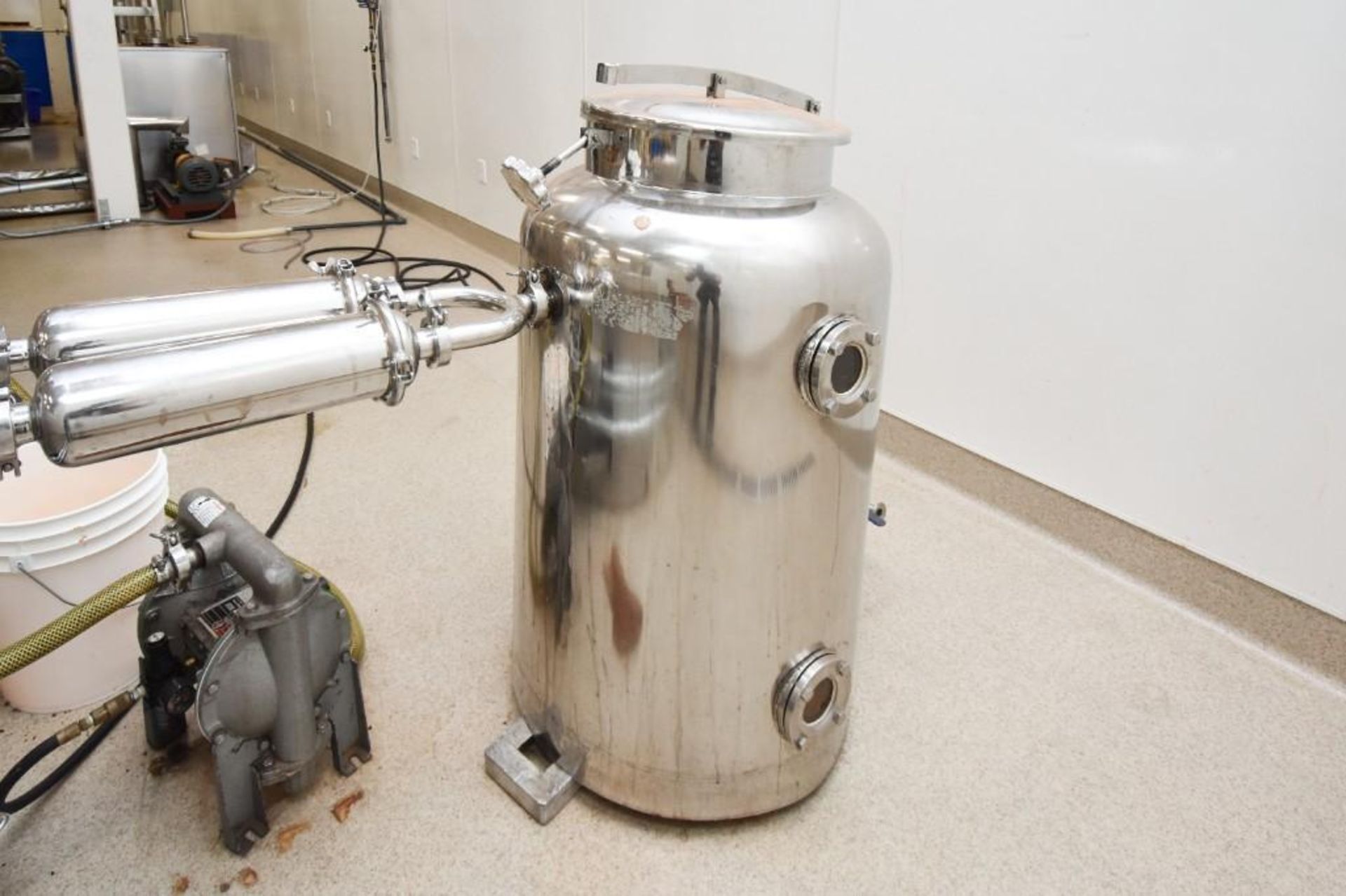 Counter Current Extraction System NS-5 - Image 7 of 23