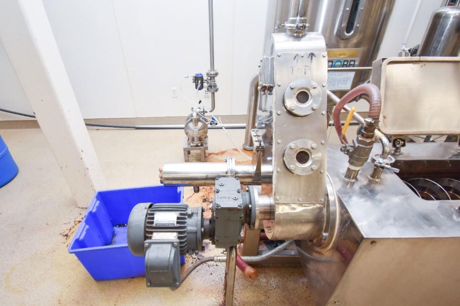 Counter Current Extraction System NS-5 - Image 17 of 23