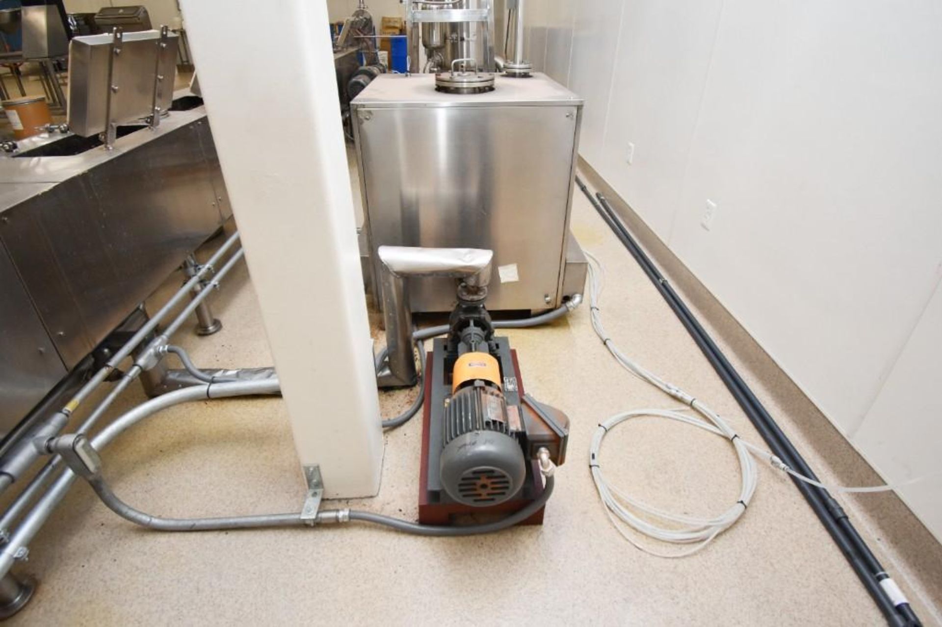 Counter Current Extraction System NS-5 - Image 10 of 23