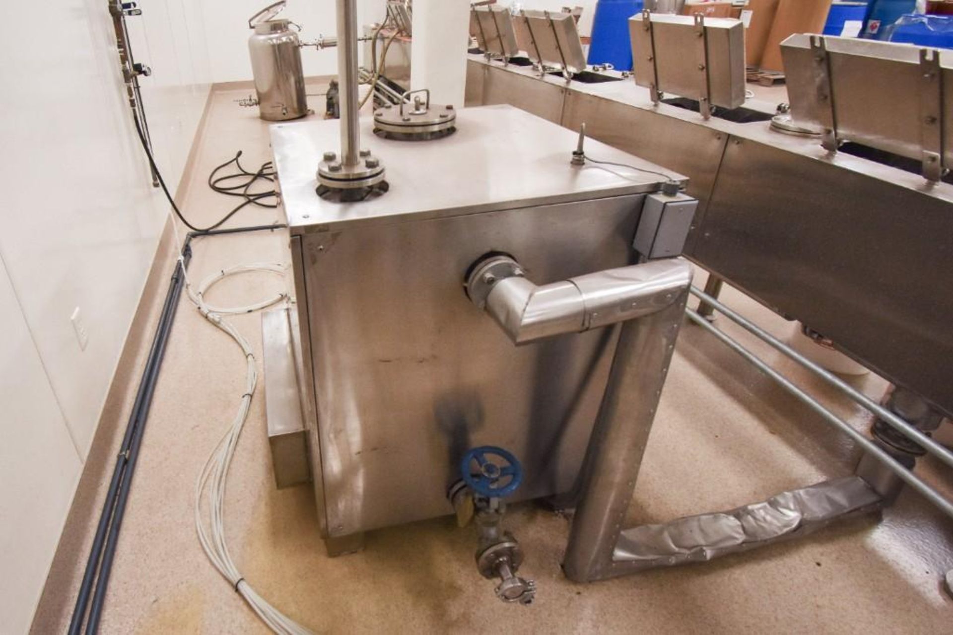 Counter Current Extraction System NS-5 - Image 22 of 23