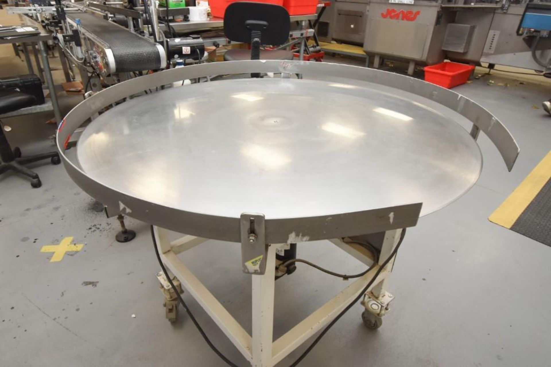 Accumulation Table with Dayton Variable Speed Control 42'' Diameter