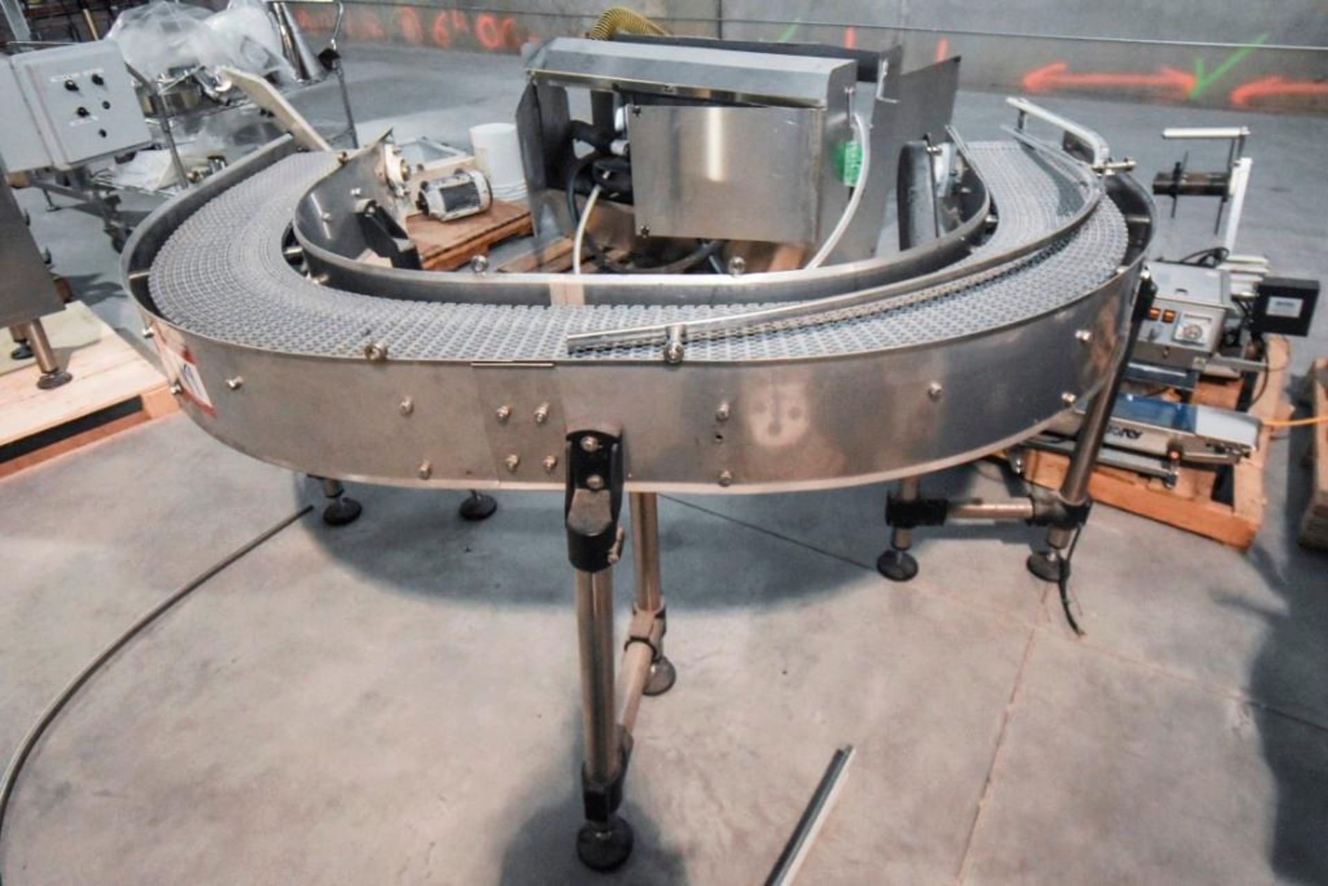 U-Shaped Plastic Modular Belt Conveyor - Image 11 of 11