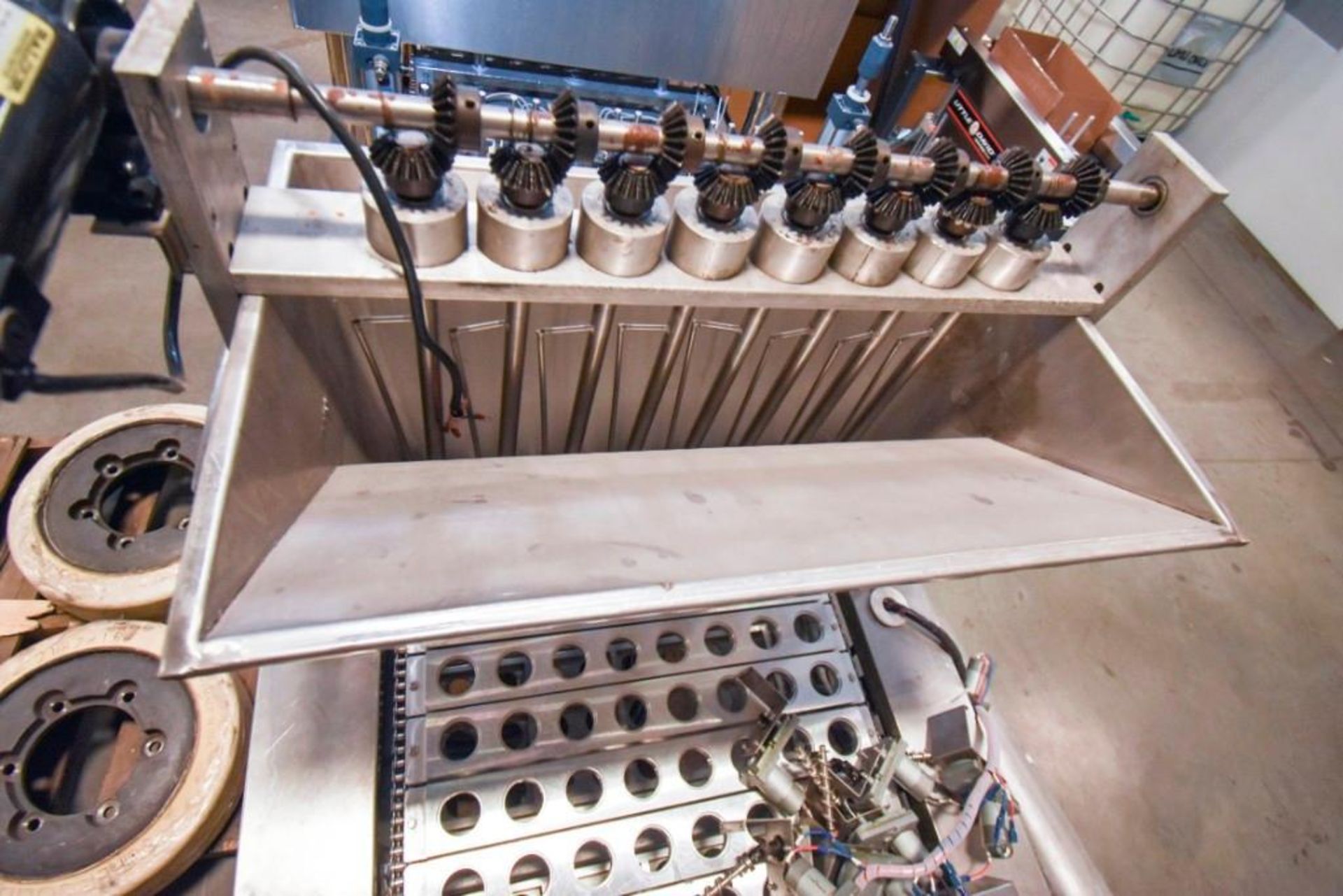 Automatic Cup Filler - Image 6 of 14