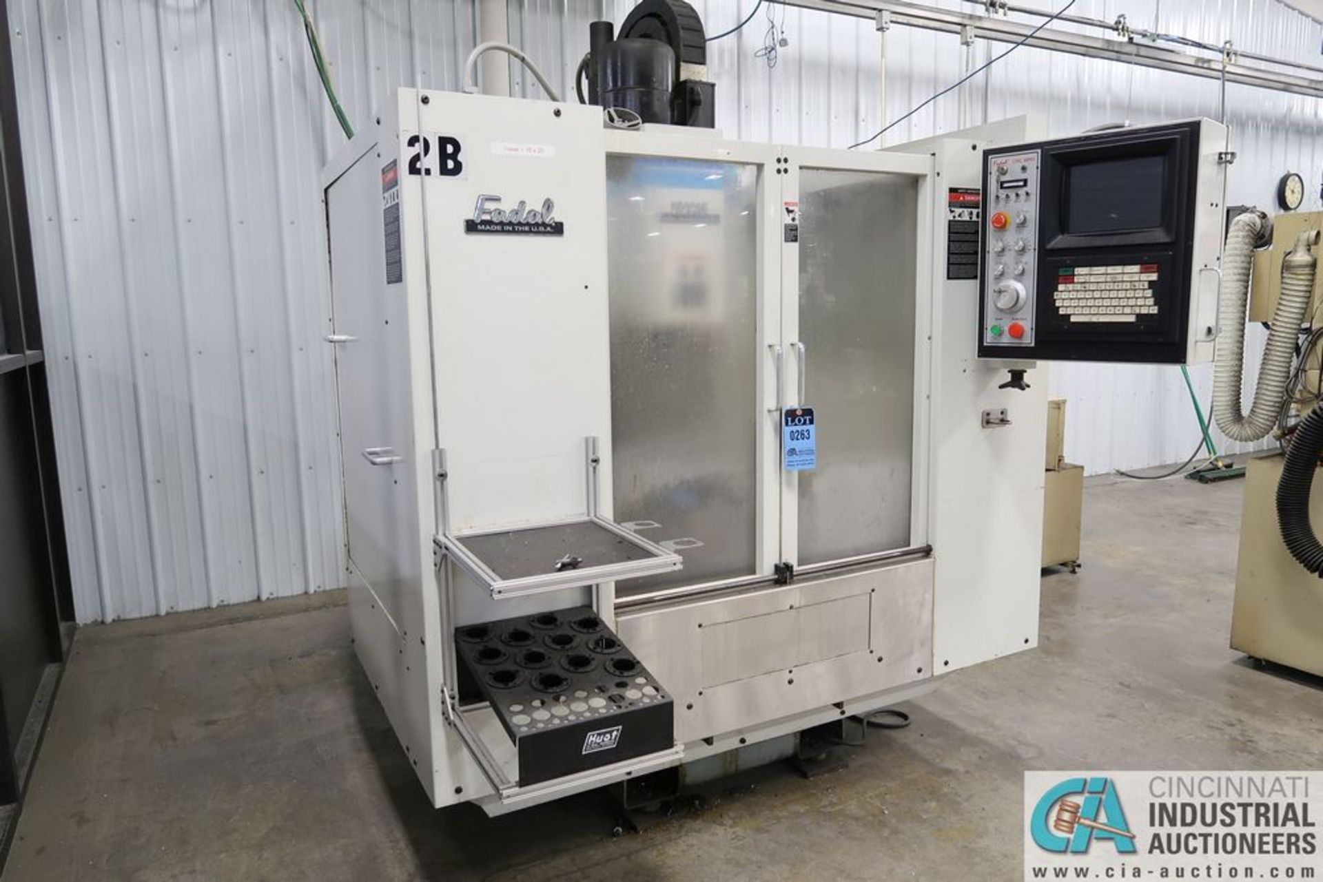 FADAL MODEL 914-15 CNC VERTICAL MACHINING CENTER; S/N 9406406, (21) POSITION AUTOMATIC TOOL CHANGER, - Image 11 of 15