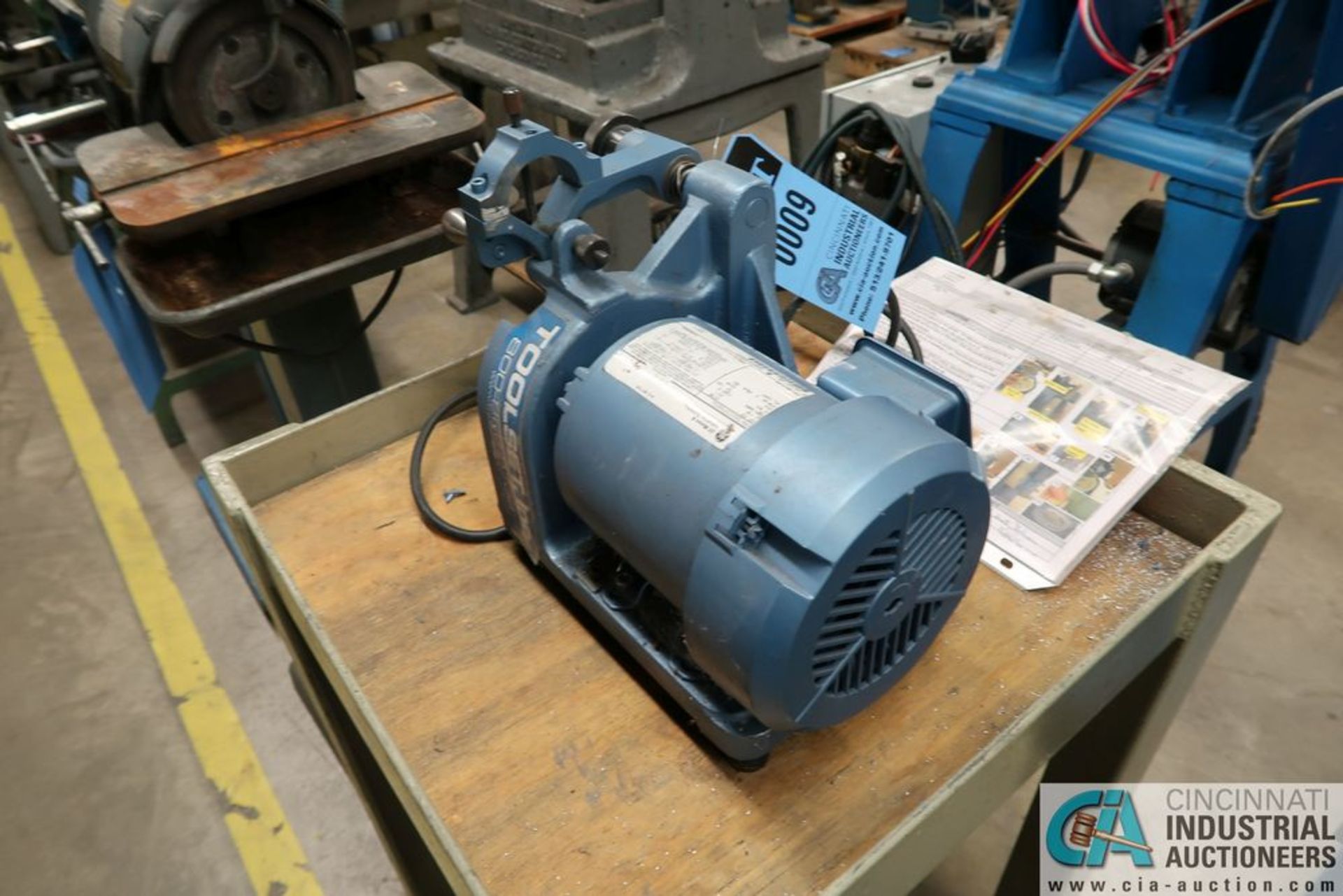 1/3 HP TOOLSET SINGLE END TOOL GRINDER WITH STAND - Image 2 of 2