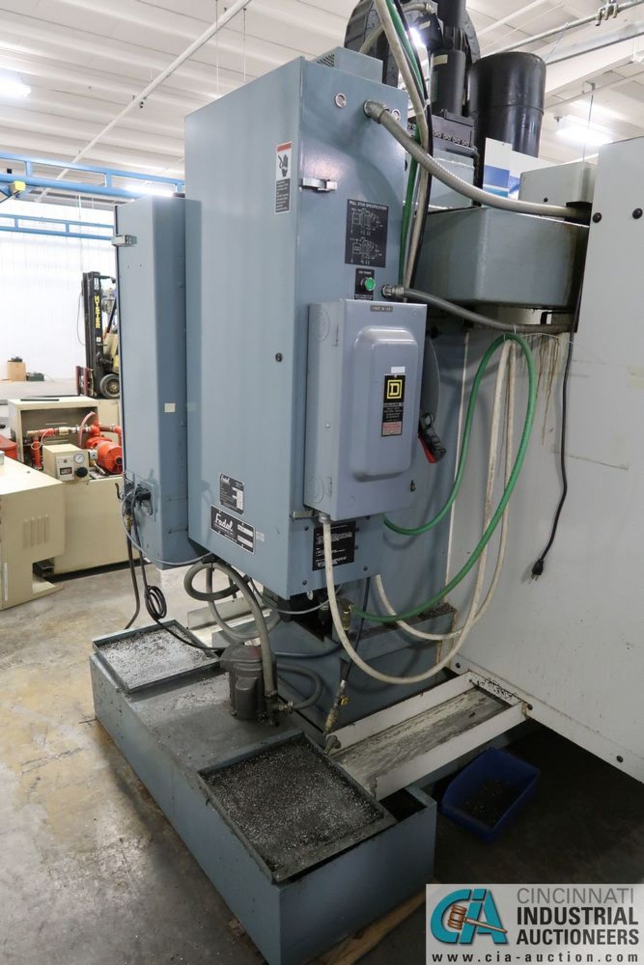 FADAL MODEL 914-15 CNC VERTICAL MACHINING CENTER; S/N 9406406, (21) POSITION AUTOMATIC TOOL CHANGER, - Image 4 of 15