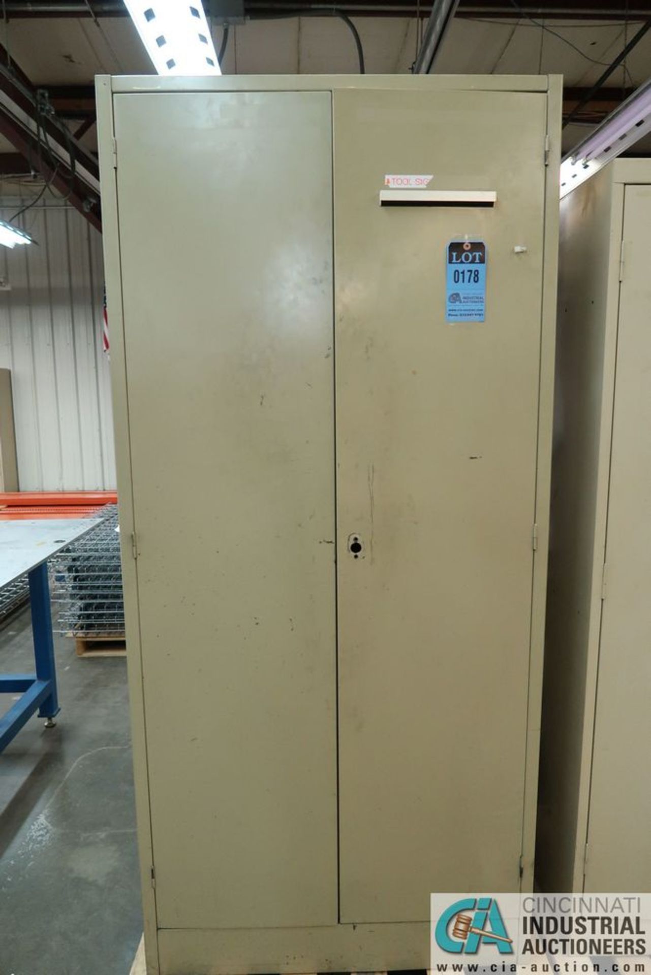 TWO-DOOR STORAGE CABINET WITH MISCELLANEOUS SHOP SUPPORT EQUIPMENT