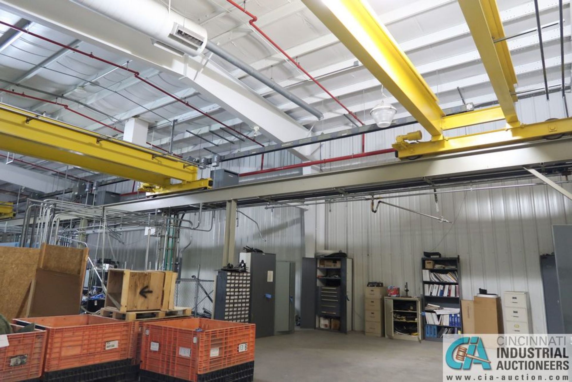 12'3" OVERALL HEIGHT X 285' LONG FREE-STANDING CRANE RAIL SYSTEM WITH RACEWAY, (26) TOTAL 11'2" HIGH