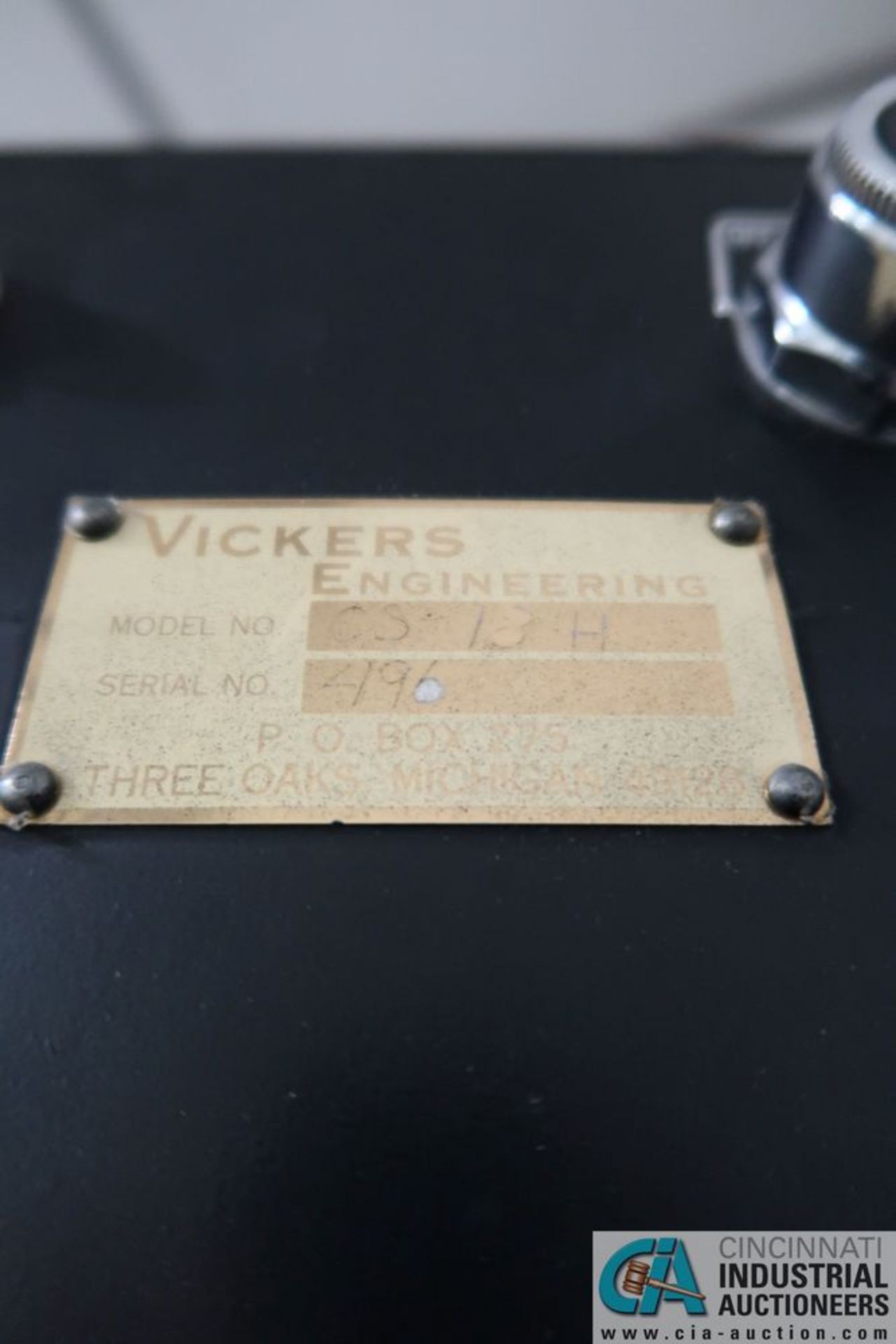 18" VICKERS MODEL CS-18-H HYDRAULIC CORE CUTTER **Loading Fee Due the "ERRA" JAS Graphics, $300.00** - Image 7 of 7