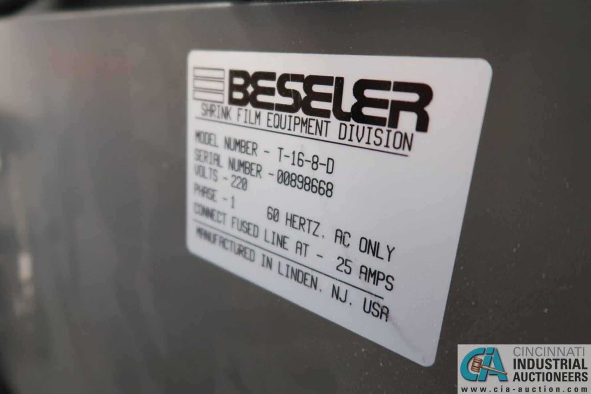 BESELER MODEL T-16-8-D SHRINK TUNNEL / L-BAR SEALER SYSTEM**Loading Fee Due the "ERRA", $150.00** - Image 9 of 9