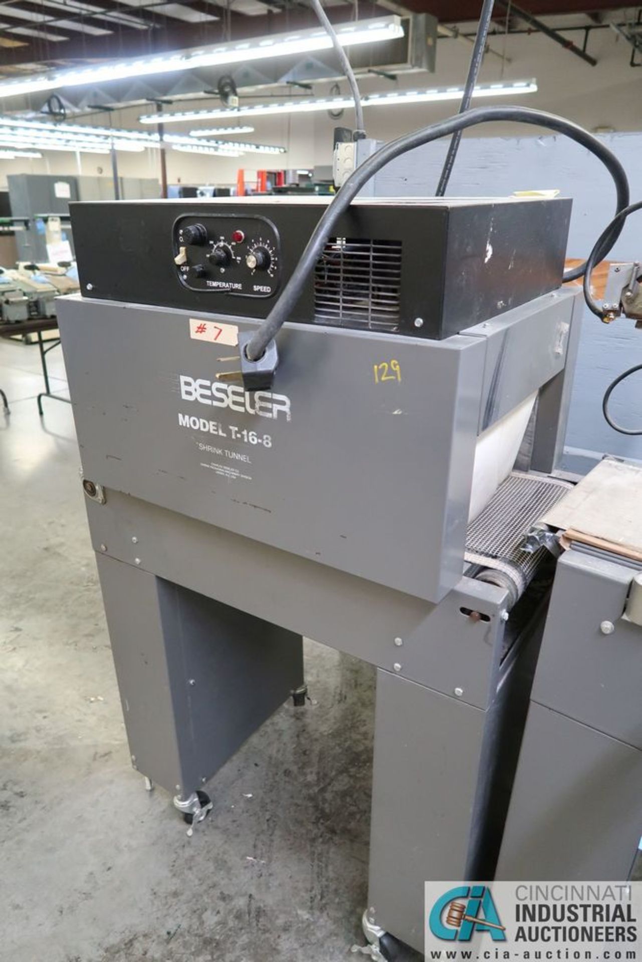 BESELER MODEL T-16-8-D SHRINK TUNNEL / L-BAR SEALER SYSTEM**Loading Fee Due the "ERRA", $150.00** - Image 6 of 9