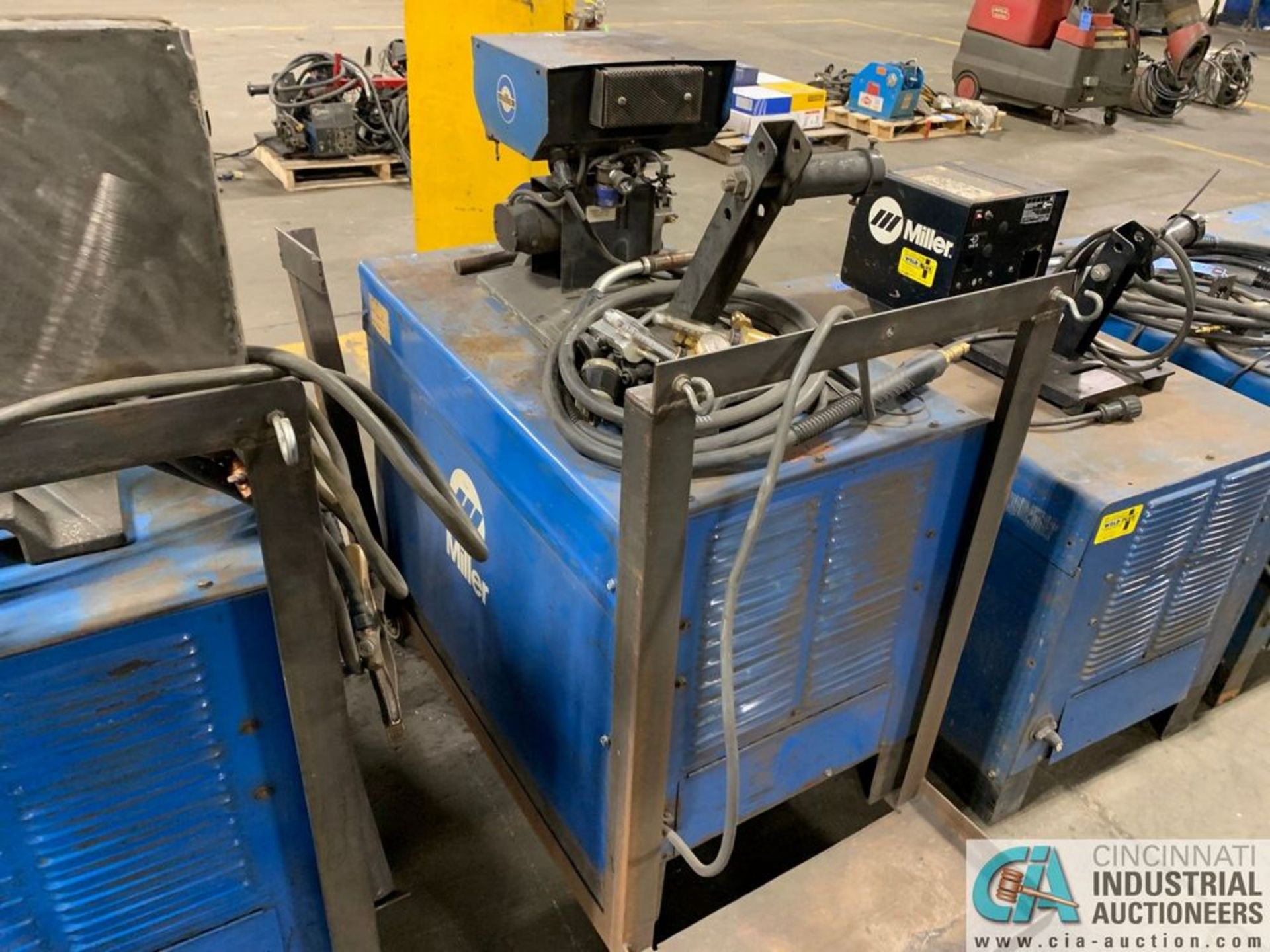 MILLER DELTAWELD 450 WELDER W/ S52E WIRE FEED - Image 7 of 7