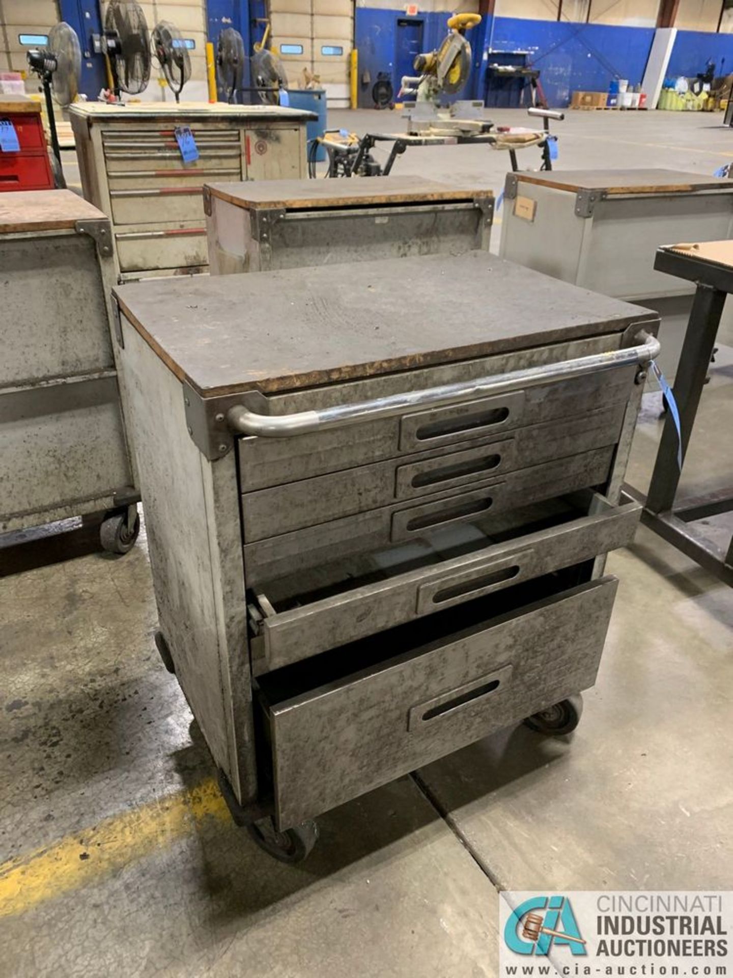 18" X 28" MAPLE TOP PORTABLE TOOLBOX - Image 2 of 2