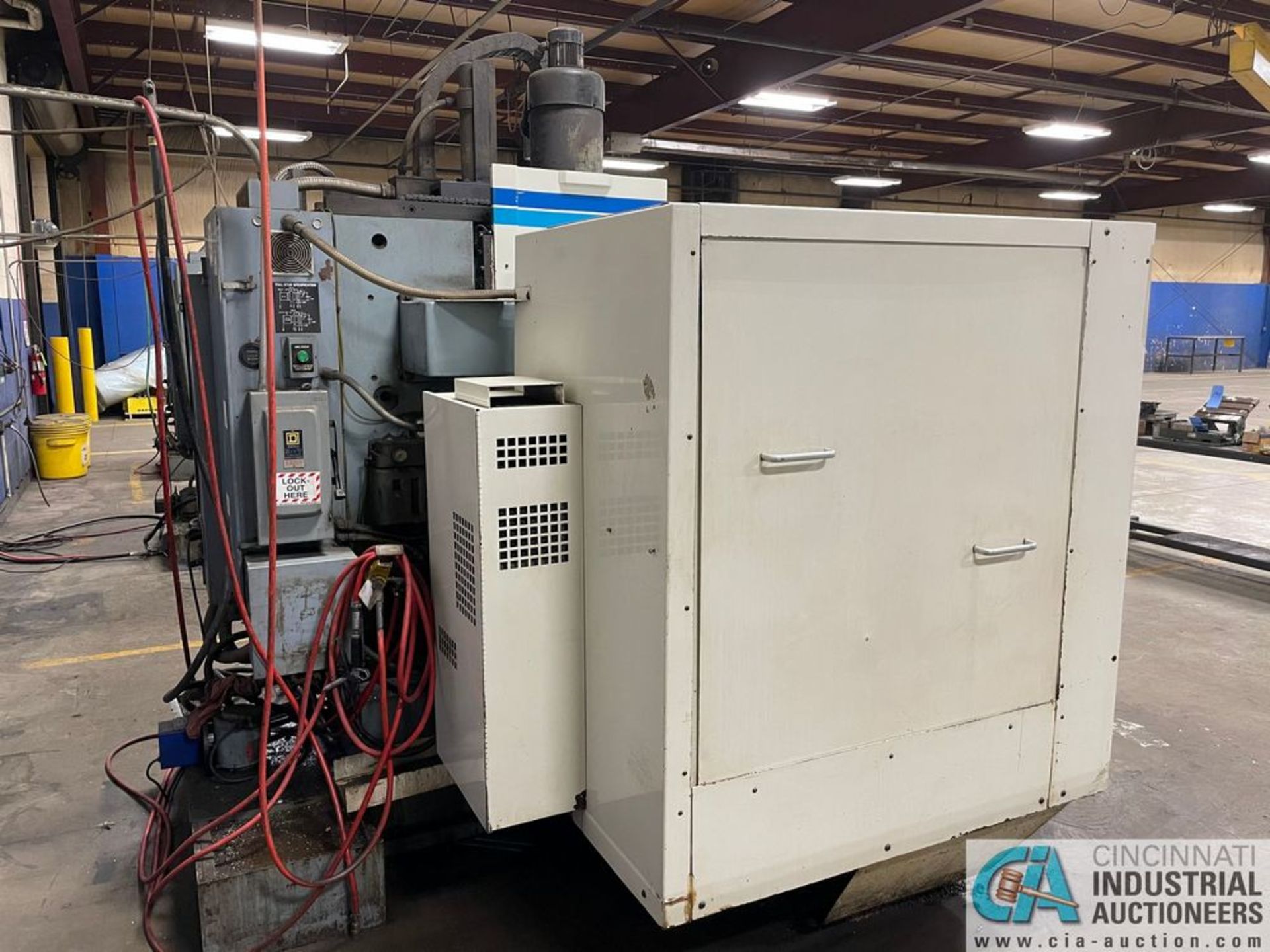 FADAL VMC4020 CNC VERTICAL MACHINING CENTER; **Loading Fee Due the "ERRA" Affordable Rigging, $500 - Image 8 of 9