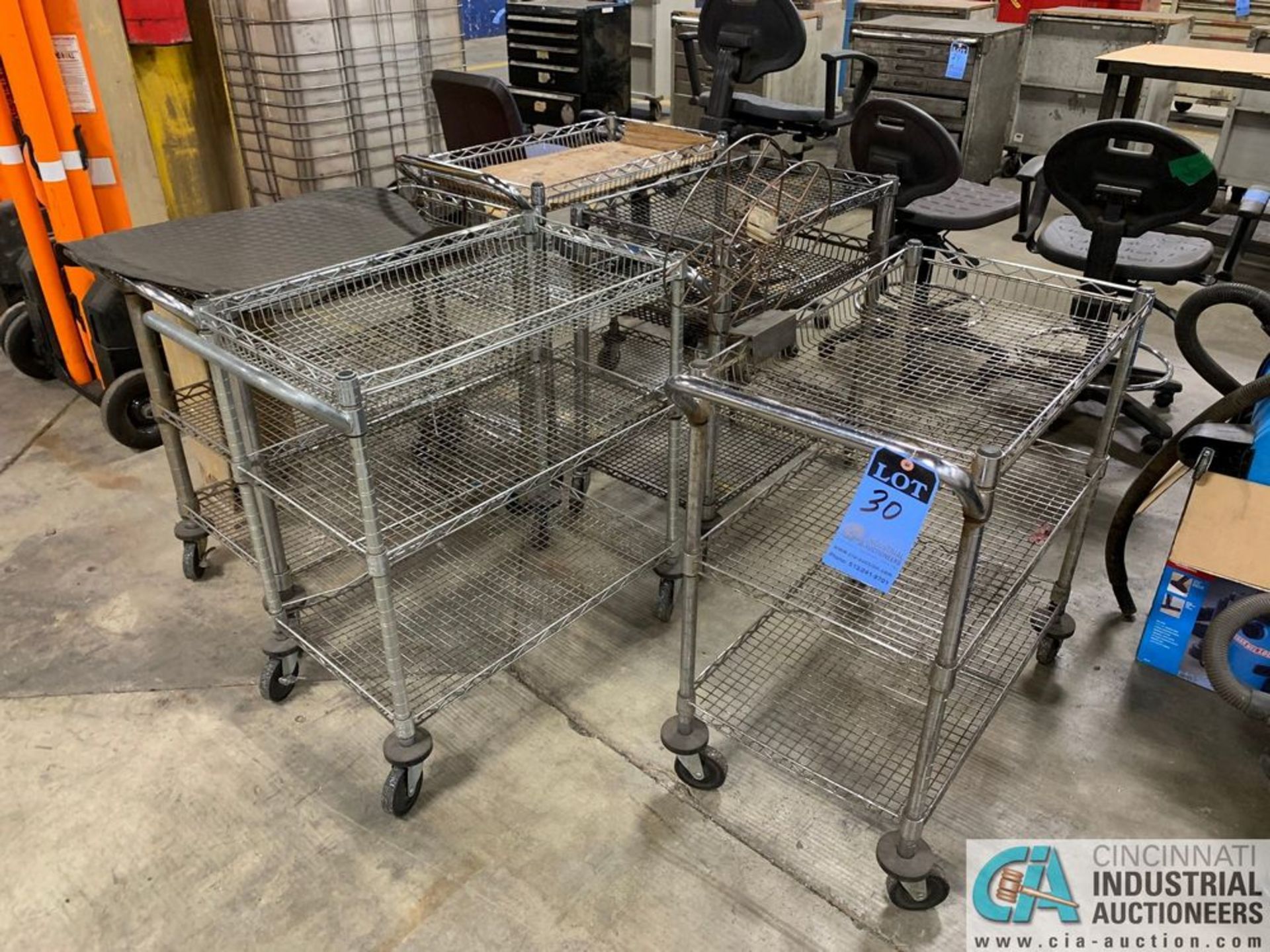 (LOT) (5) WIRE FRAME CARTS