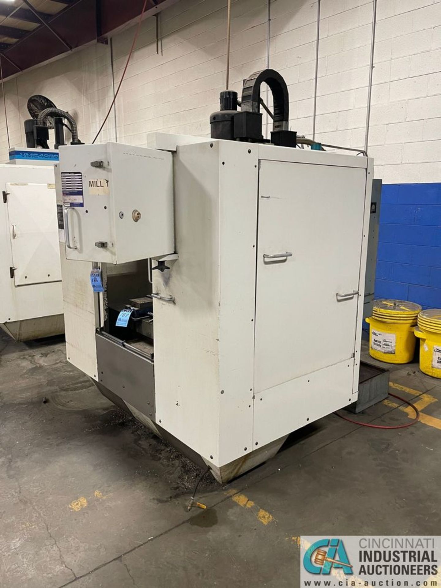 FADAL VMC20 CNC VERTICAL MACHINING CENTER; **Loading Fee Due the "ERRA" Affordable Rigging, $500.00 - Image 5 of 9