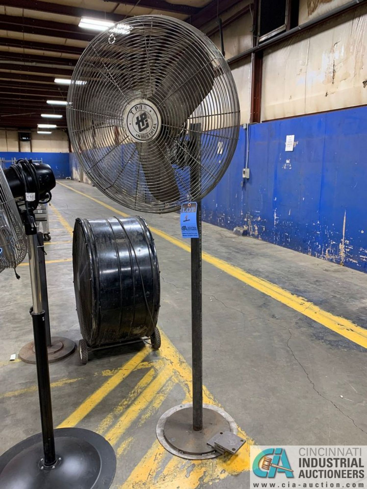 TPI PEDESTAL FAN