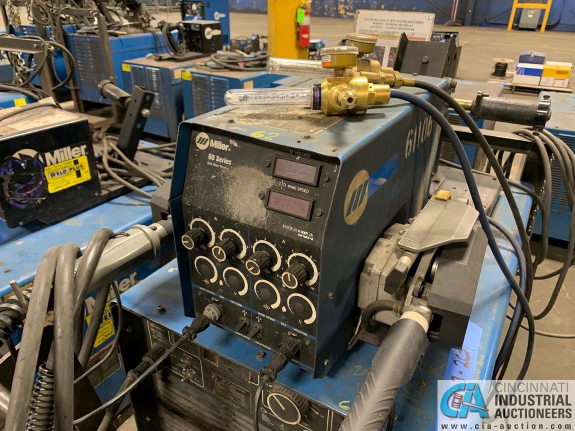 MILLER DELTAWELD 451 WELDER W/ D-64 DUAL WIRE FEED - Image 5 of 7