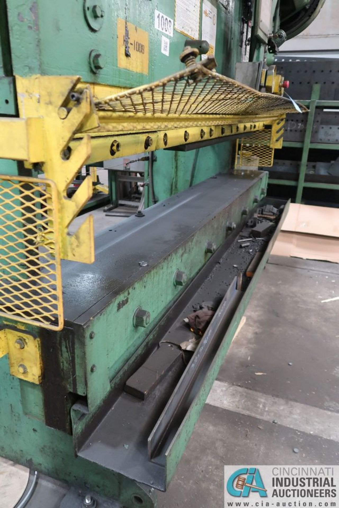 100 TON X 10' VERSON MODEL TA-58 MECHANICAL PRESS BRAKE**Loading Fee Due the "ERRA", $1,750.00** - Image 7 of 10