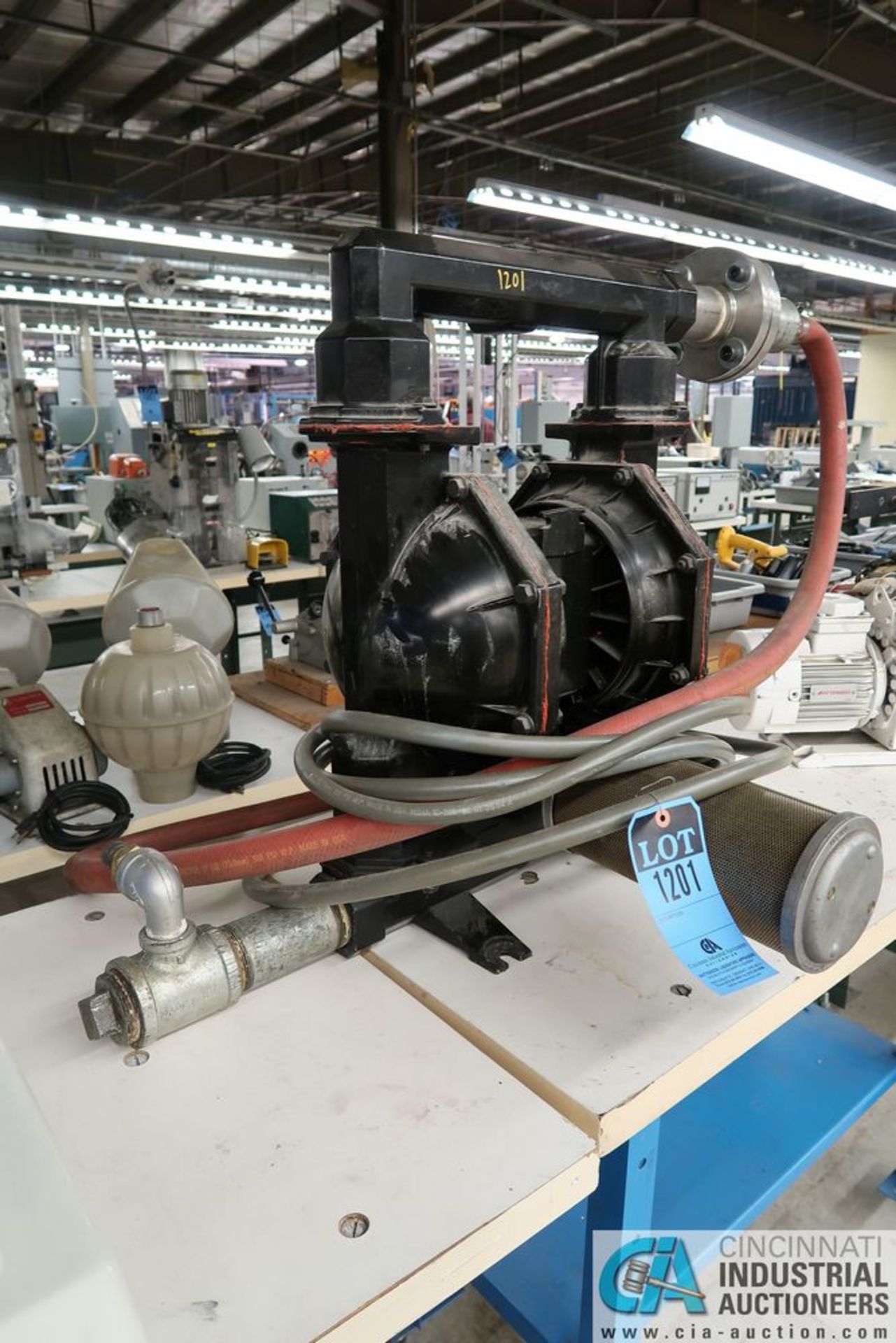 INGERSOLL RAND MODEL PD20A-AAP-AA DOUBLE AIR OPERATED DIAPHRAM PUMP - Image 3 of 3