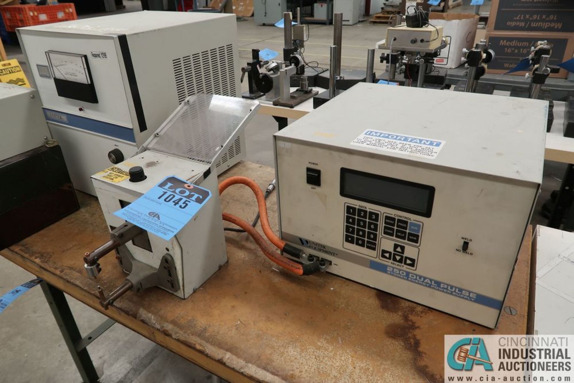 UNITEK MODEL 1-250-03 SPOT WELDER