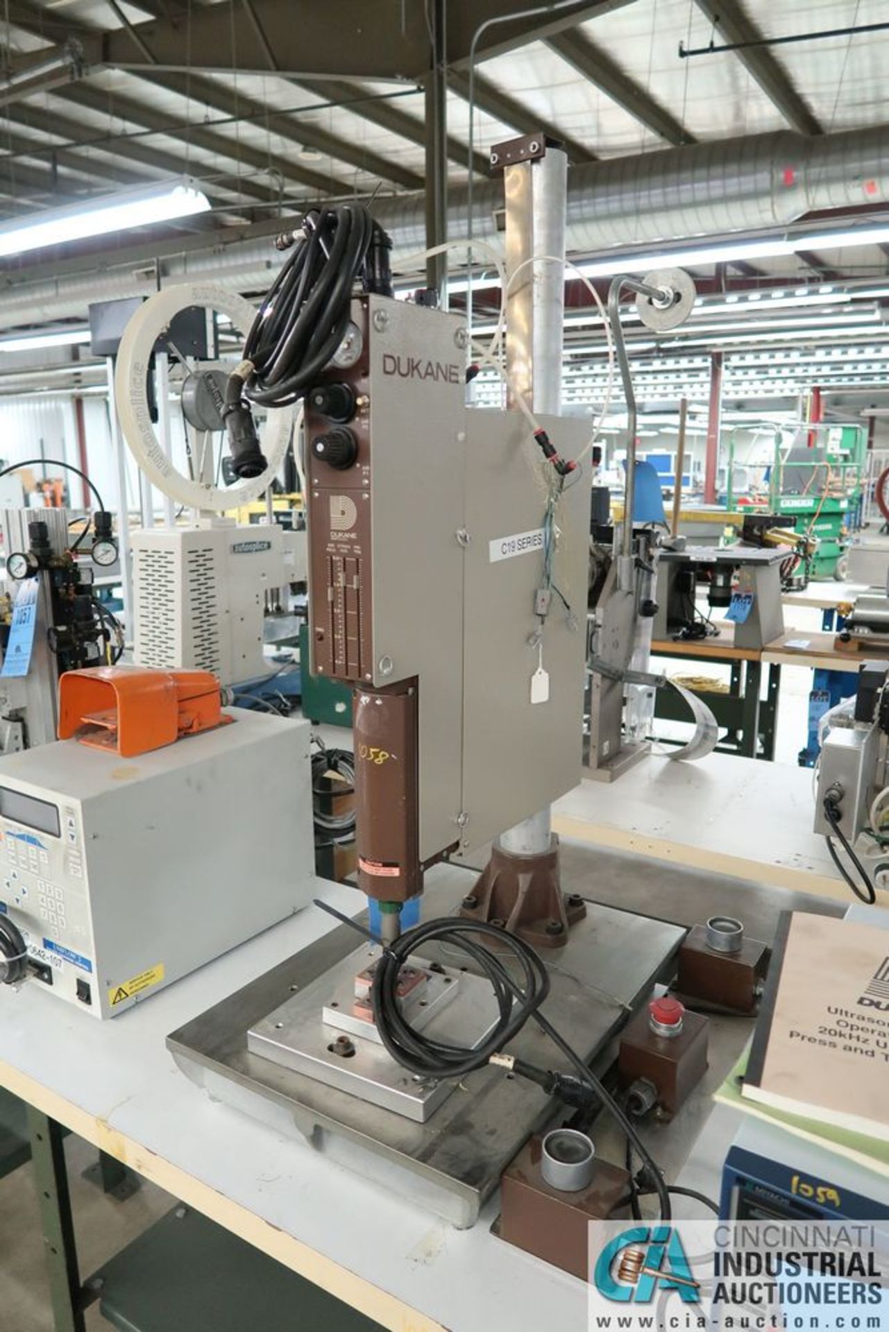 20 KHZ DUKANE ULTRASONIC WELDER