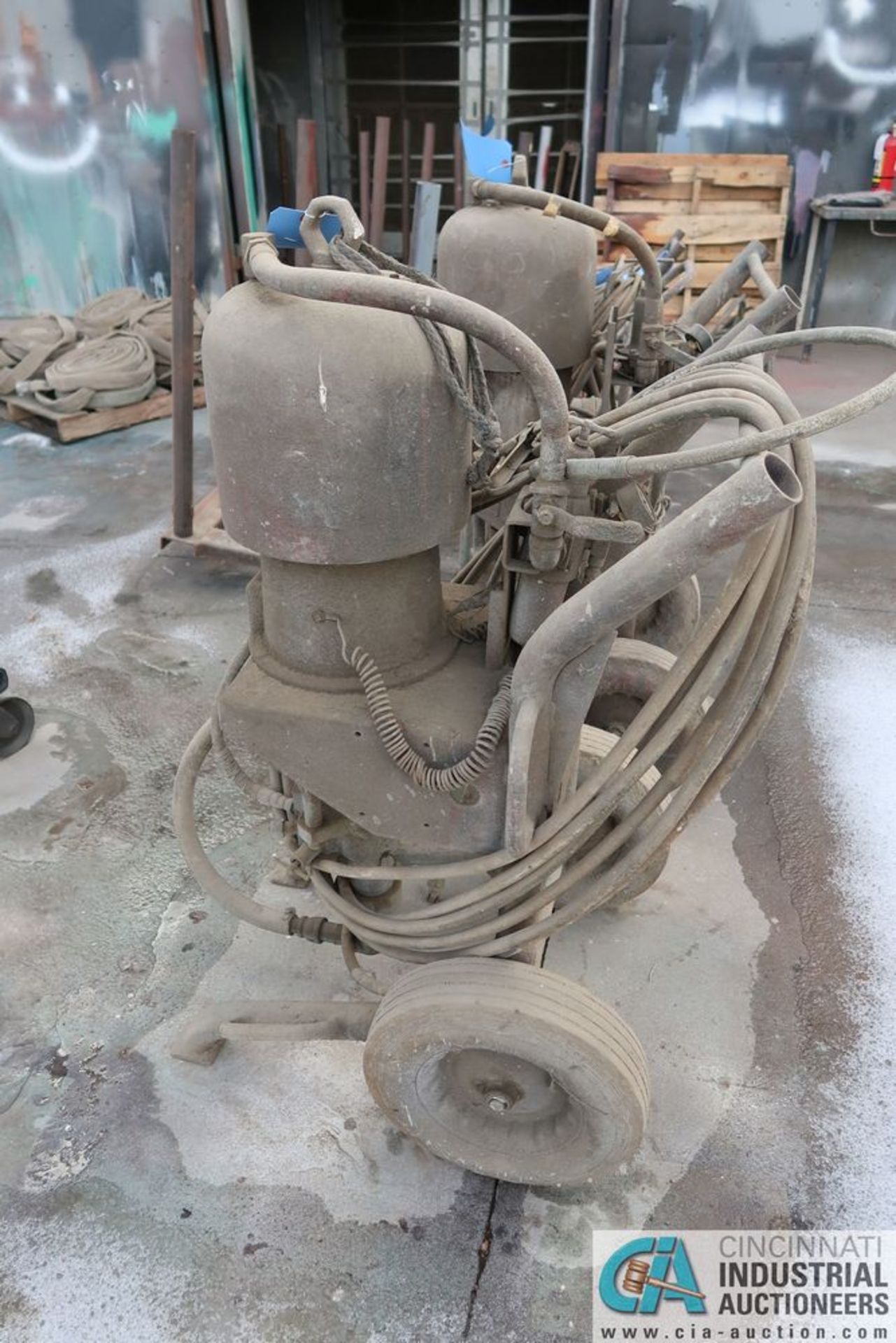 GRAYCO PAINT SPRAYER - Image 2 of 2