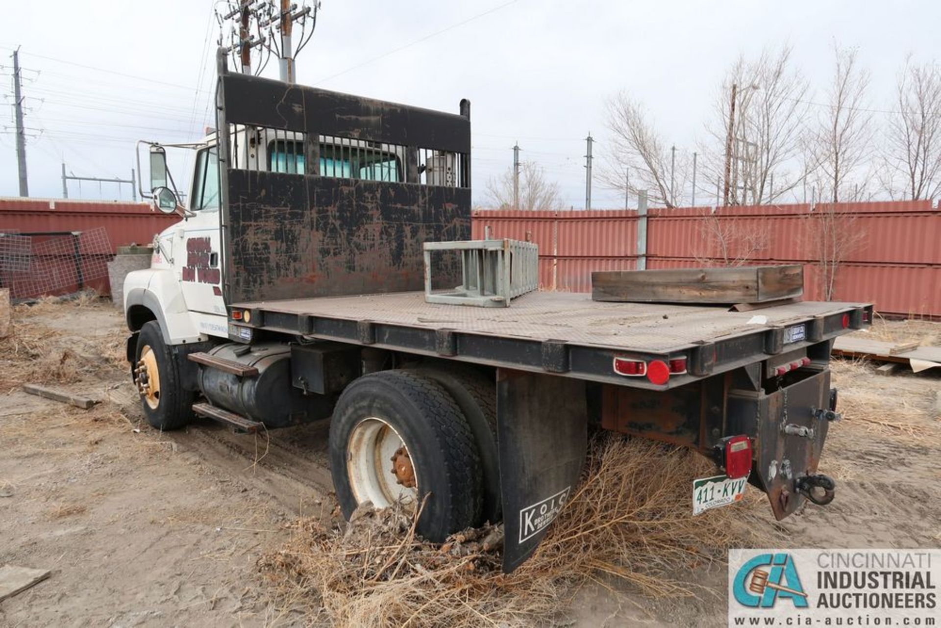 1991 FORD L8000 AEROMAX DUALLY DIESEL FLAT BED TRUCK; VIN # 1FTYS85A7MVA01684, 11' FLAT BED, 7.8 - Image 5 of 9