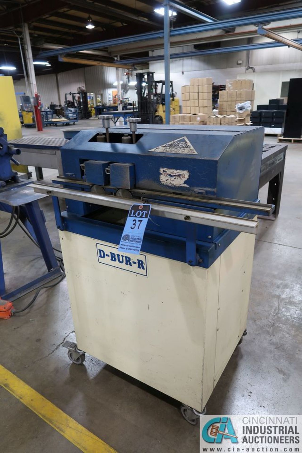 D-BUR-R MODEL 131 ELECTRIC PORTABLE EDGE DEBURRER; S/N 3909**Loading Fee Due the "ERRA", $100.00** - Image 3 of 6