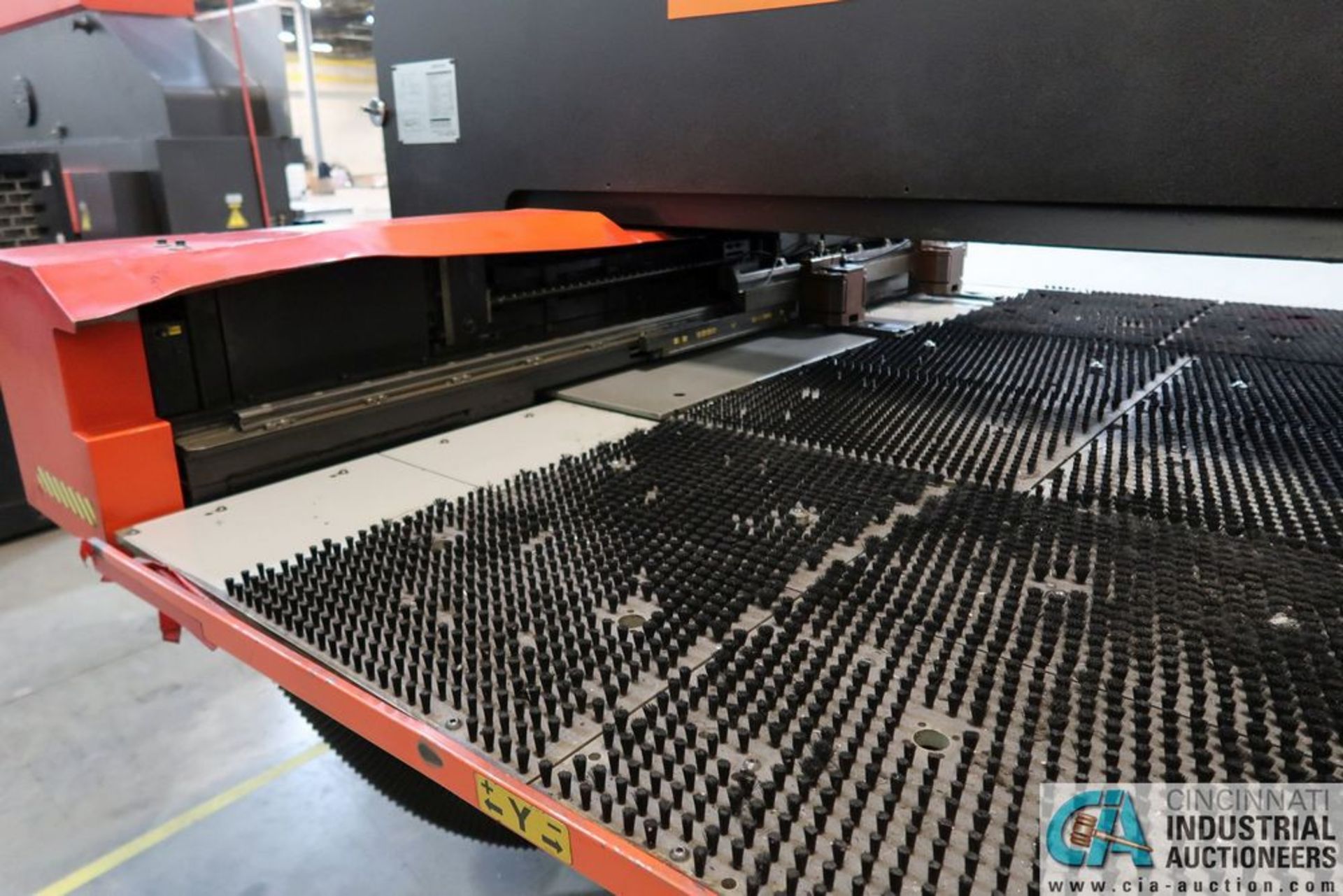 22 TON AMADA VIPROS 255 CNC TURRET PUNCH; S/N AVP55145 **Loading Fee Due the "ERRA" Chicago - Image 14 of 21