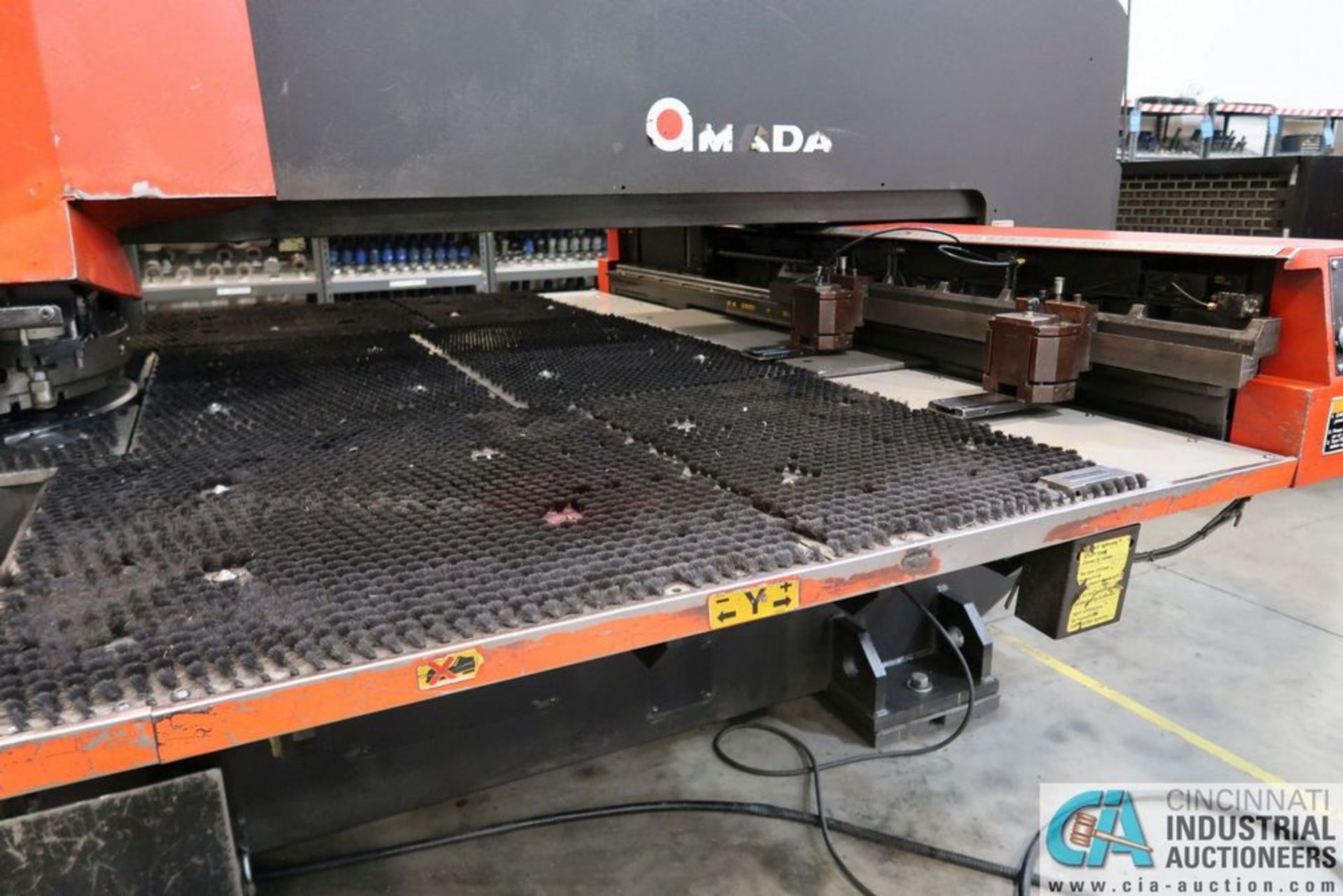 22 TON AMADA VIPROS 255 CNC TURRET PUNCH; S/N AVP55145 **Loading Fee Due the "ERRA" Chicago - Image 11 of 21